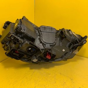 Reflektor Lampa Lewa VW Volkswagen Golf Sportsvan 517941033B