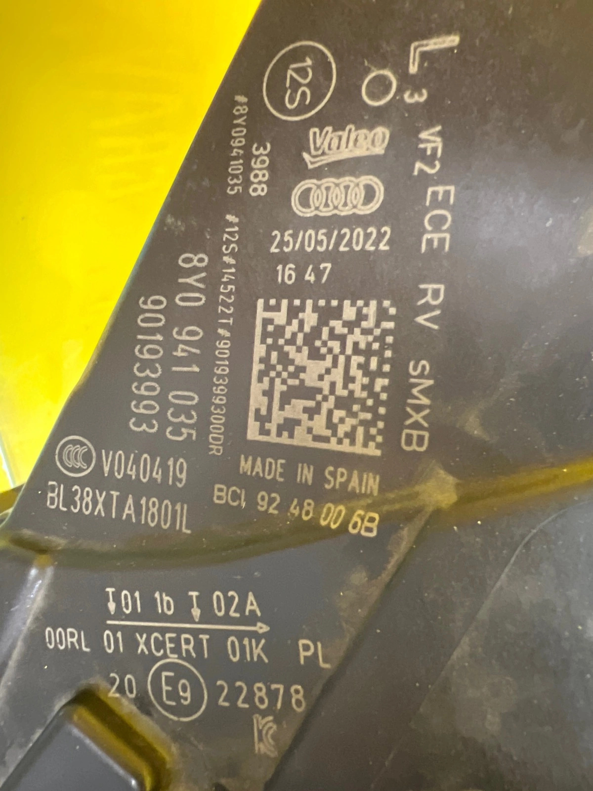 Reflektor Lampa Lewa Audi A3 8Y Matrix Full Led 8Y0941035 Autolamps 2 Reflektor Lampa Lewa Audi A3 8Y Matrix Full Led 8Y0941035