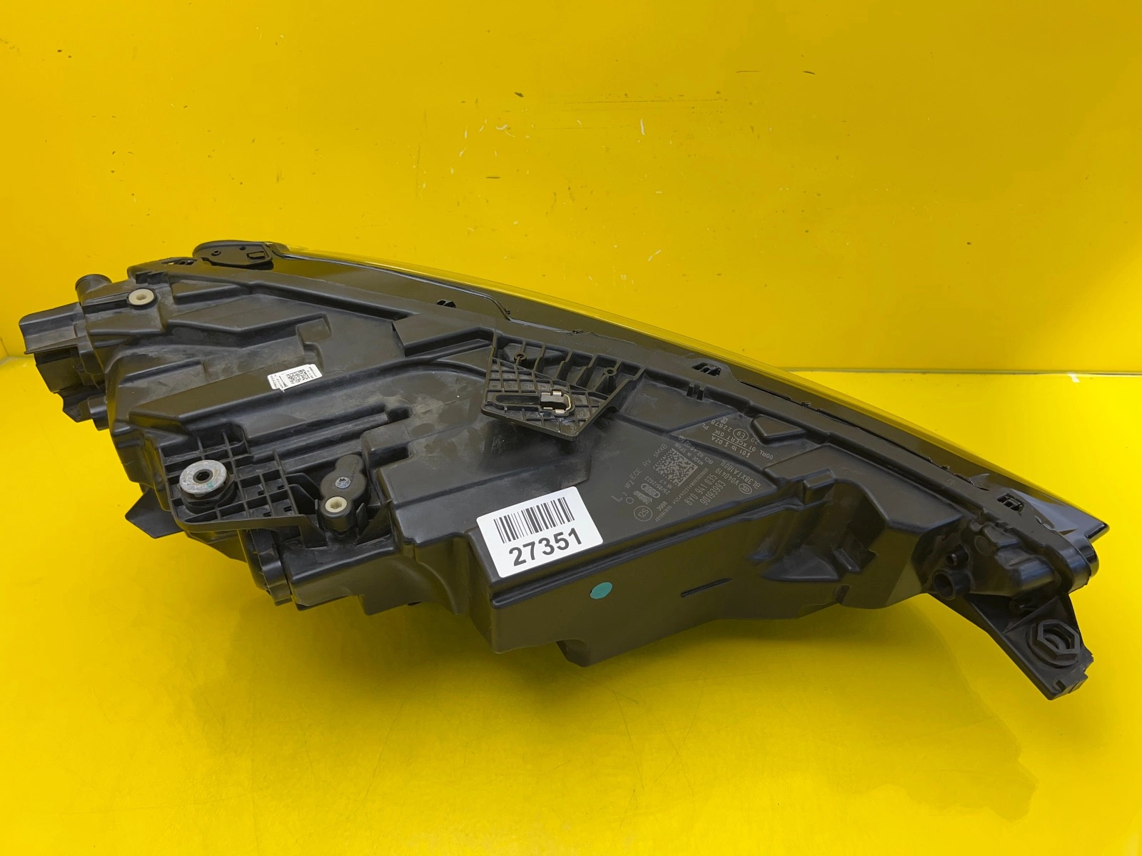 Reflektor Lampa Lewa Audi A3 8Y Matrix Full Led 8Y0941035 Autolamps 4 Reflektor Lampa Lewa Audi A3 8Y Matrix Full Led 8Y0941035