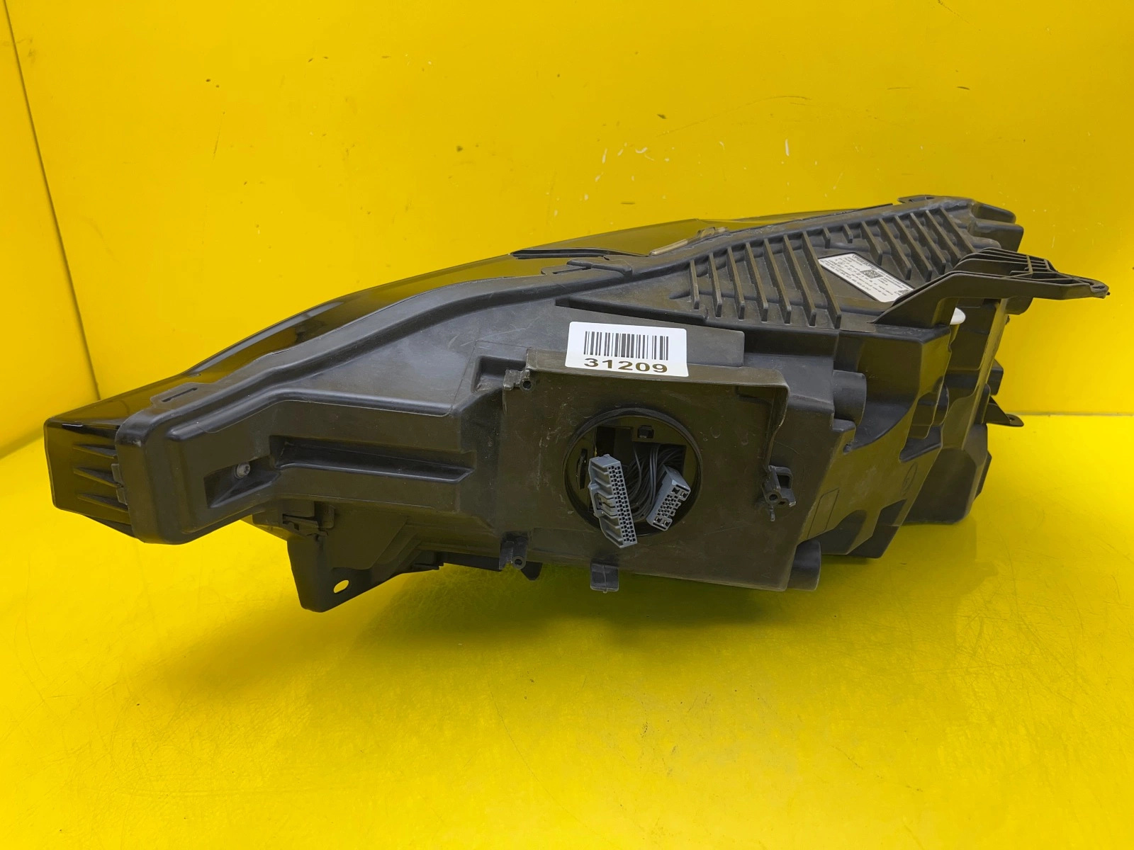 Reflektor Lampa Prawa Volvo XC60 II Lift 20- Mid Led 32337375 Autolamps 4 Reflektor Lampa Prawa Volvo XC60 II Lift 20- Mid Led 32337375