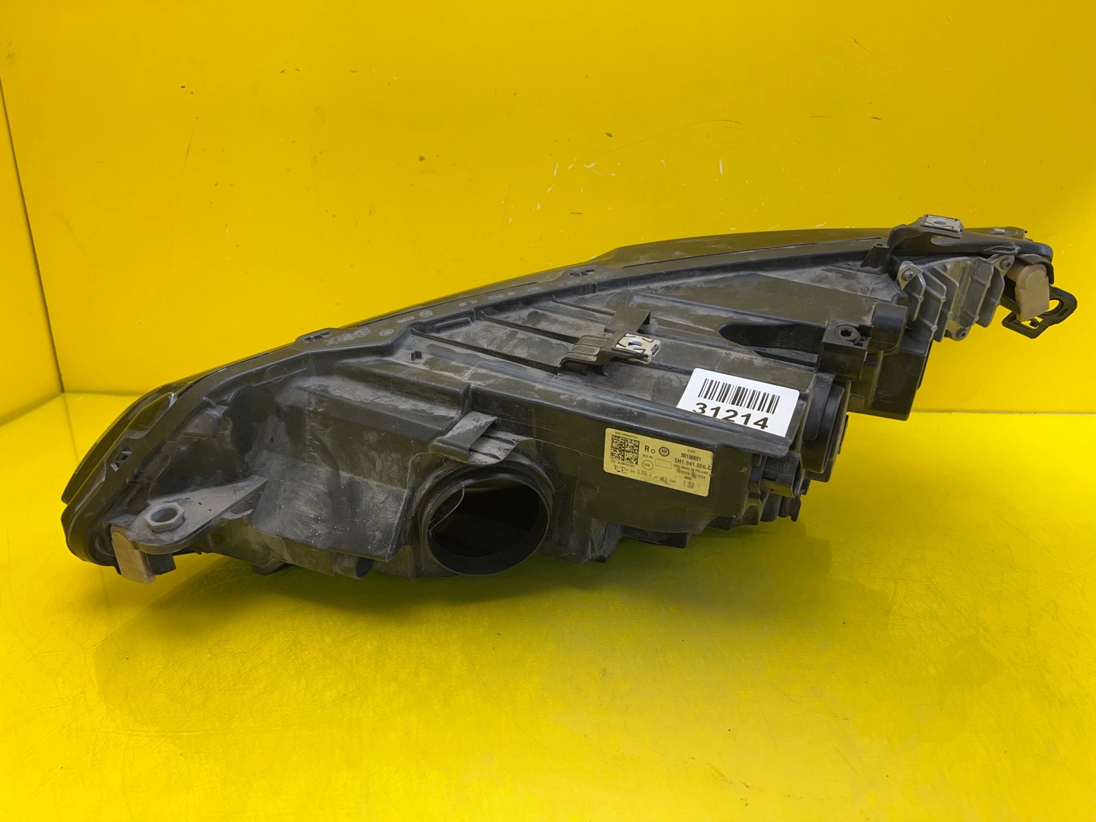 Reflektor Lampa Prawa VW Golf VIII 8 5H1941006 Led 2019- Autolamps 4 Reflektor Lampa Prawa VW Golf VIII 8 5H1941006 Led 2019-