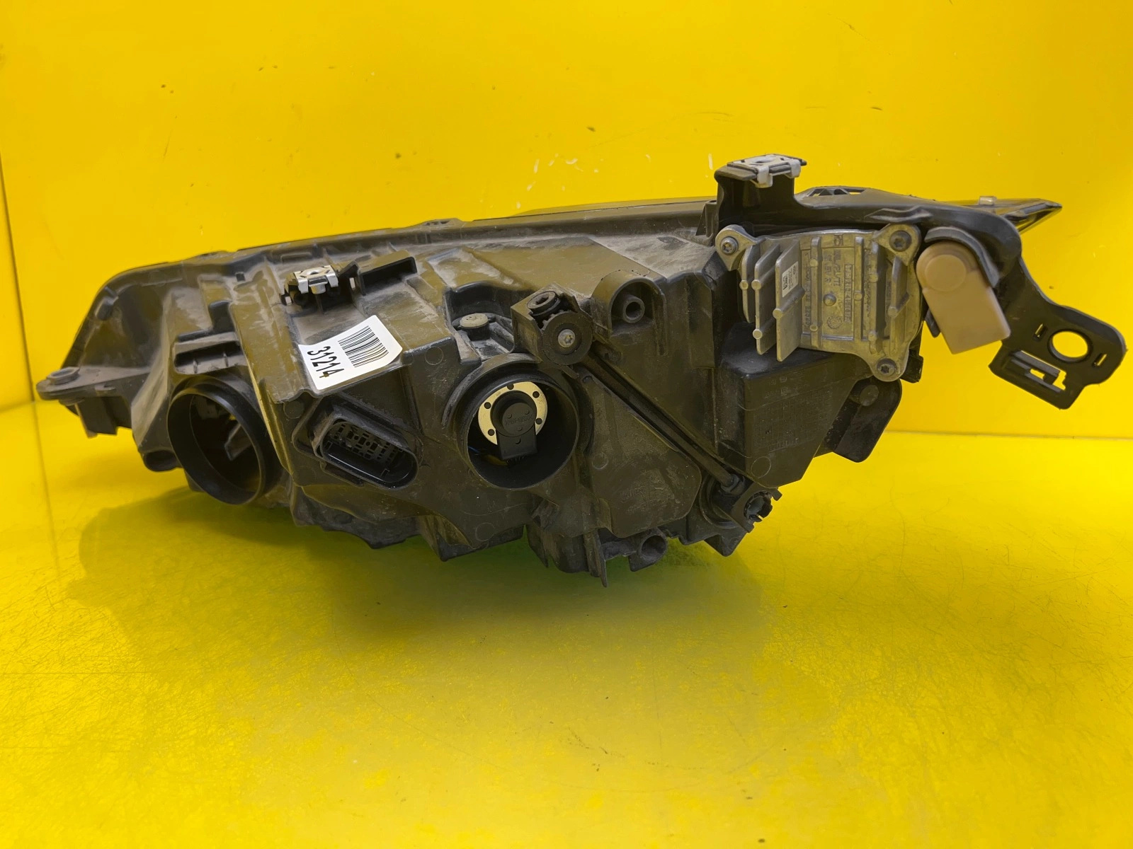 Reflektor Lampa Prawa VW Golf VIII 8 5H1941006 Led 2019- Autolamps 5 Reflektor Lampa Prawa VW Golf VIII 8 5H1941006 Led 2019-