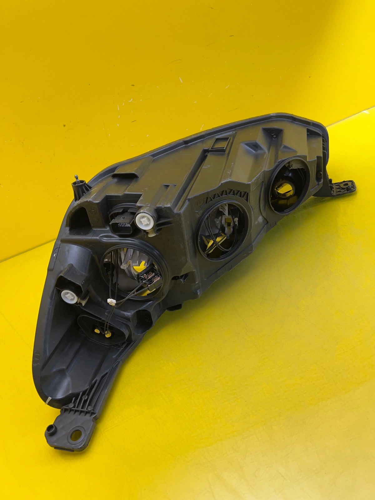 Reflektor Lampa Prawa Ford Focus MK4 4 IV 18-21 Zwykła Led JX7B-13W029-AE Autolamps 4 Reflektor Lampa Prawa Ford Focus MK4 4 IV 18-21 Zwykła Led JX7B-13W029-AE