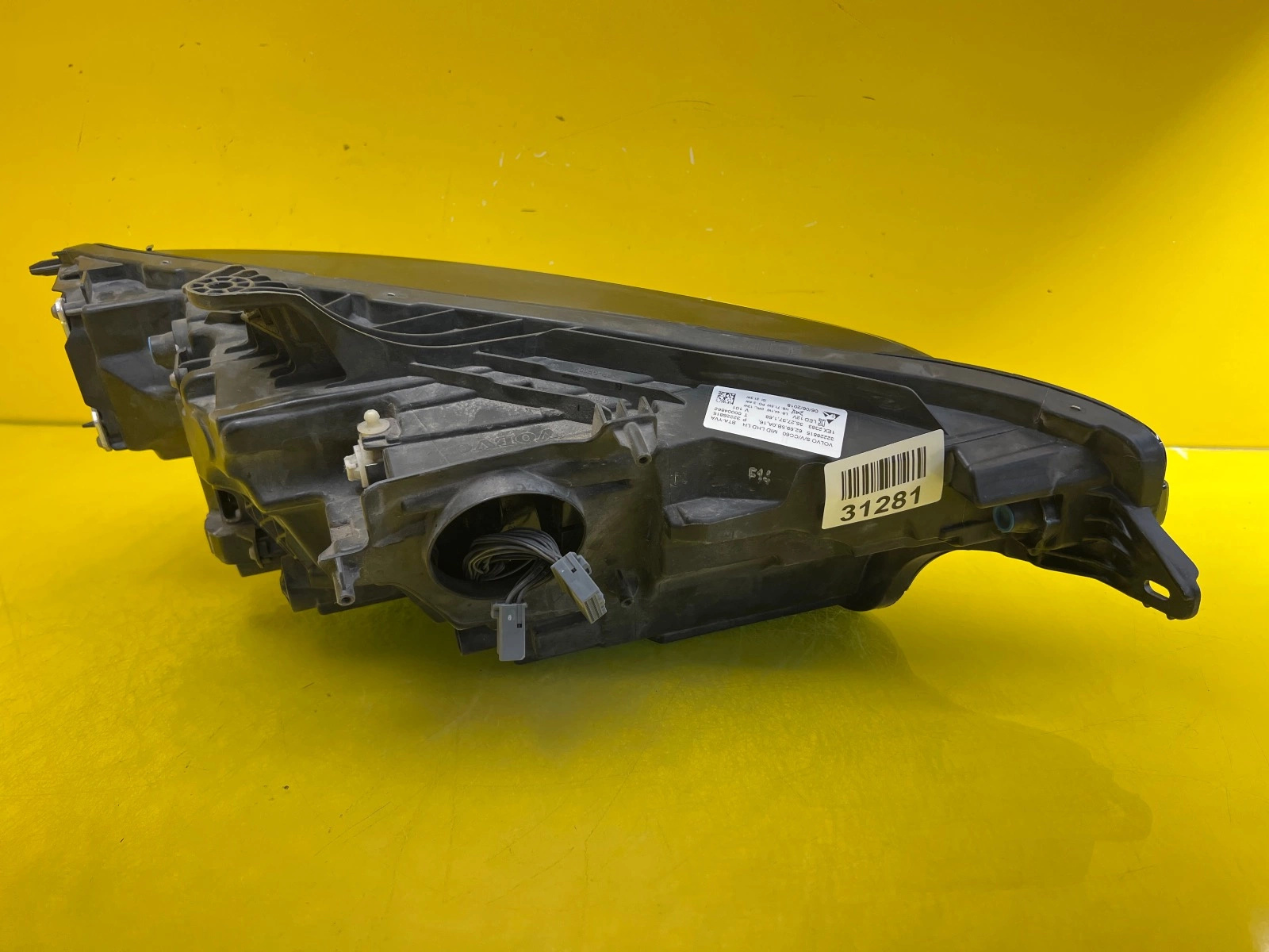 Reflektor Lampa Lewa Volvo S60 V60 Mid Led 32228815 Autolamps 4 Reflektor Lampa Lewa Volvo S60 V60 Mid Led 32228815