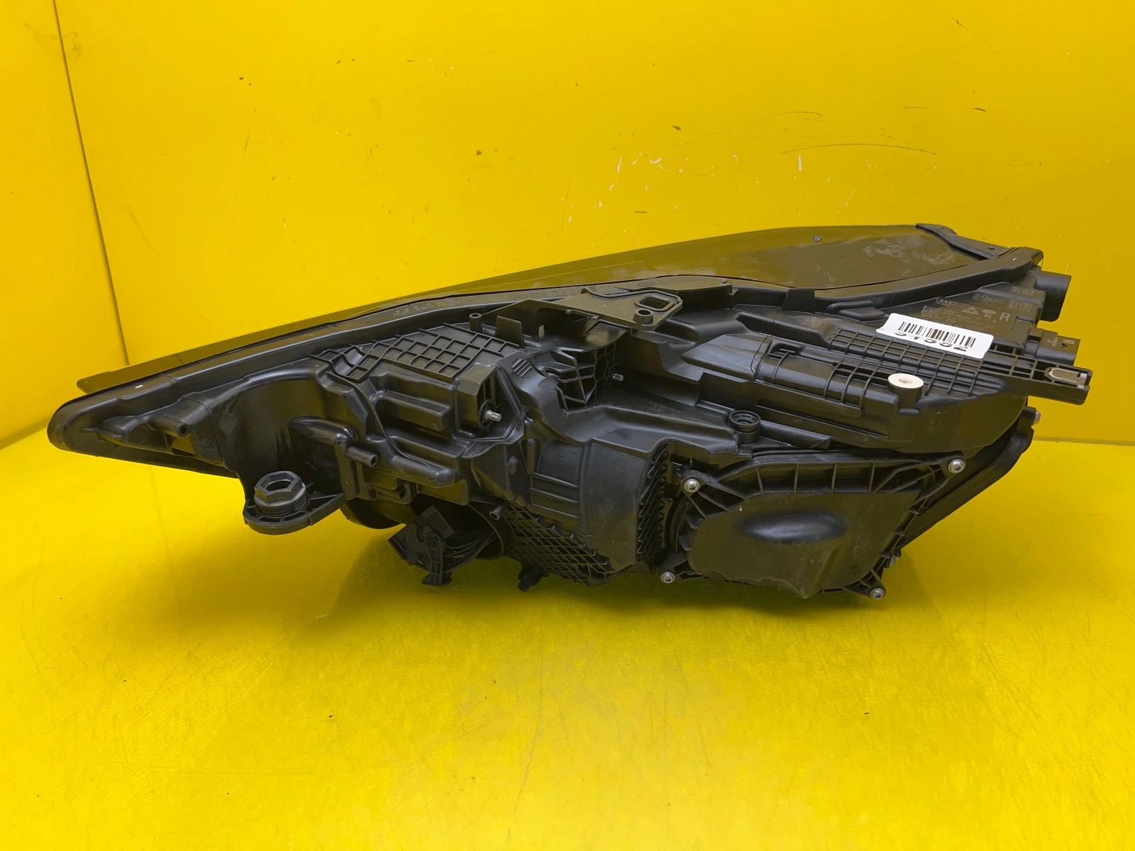 Reflektor Lampa Prawa Audi A6 4K C8 Full Led Matrix 4K0941036 Autolamps 3 Reflektor Lampa Prawa Audi A6 4K C8 Full Led Matrix 4K0941036