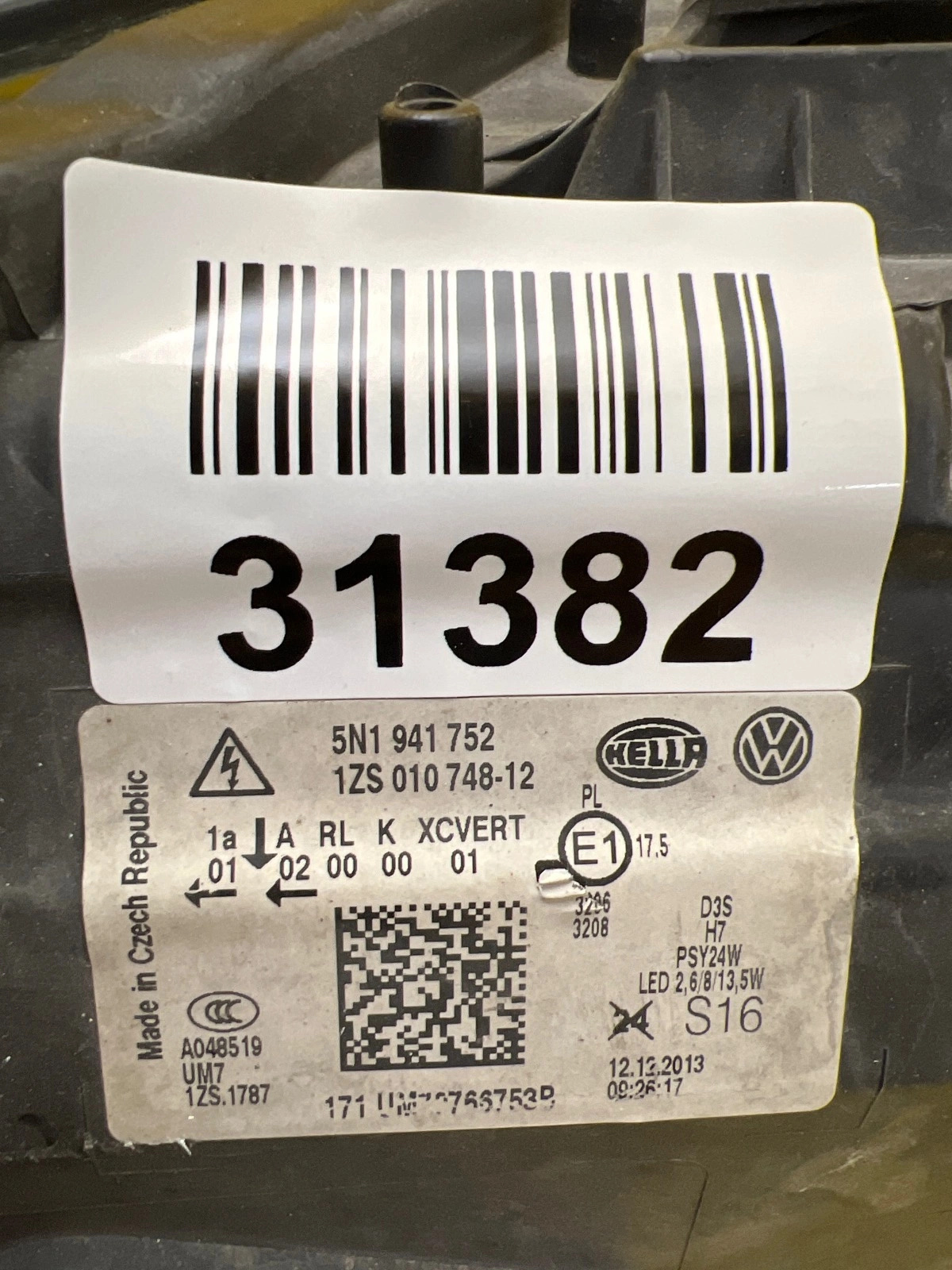 Reflektor Lampa Prawa VW Tiguan I 5N1 Lift 11-15 Bi-Xenon Led 5N1941752 Autolamps 2 Reflektor Lampa Prawa VW Tiguan I 5N1 Lift 11-15 Bi-Xenon Led 5N1941752