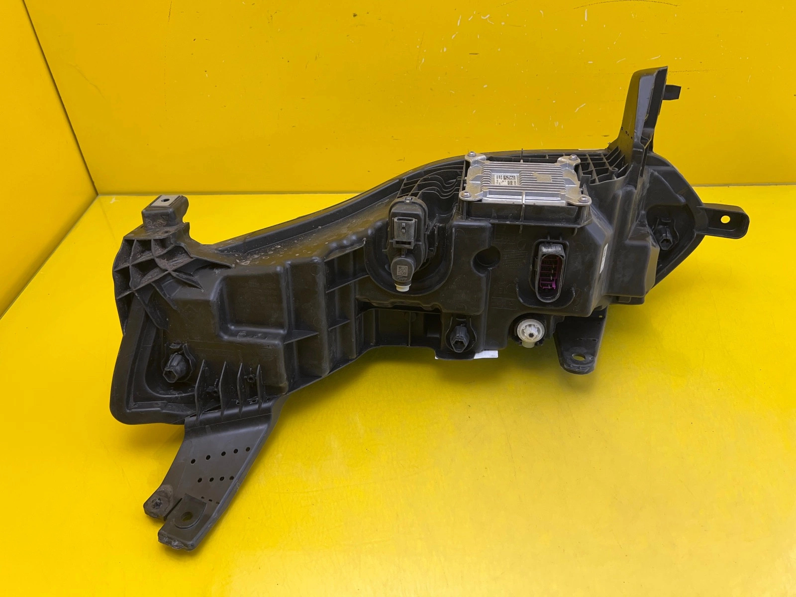 Reflektor Lampa Prawa Renault Megane V E-Tech EV Full Led 260104574R Autolamps 4 Reflektor Lampa Prawa Renault Megane V E-Tech EV Full Led 260104574R