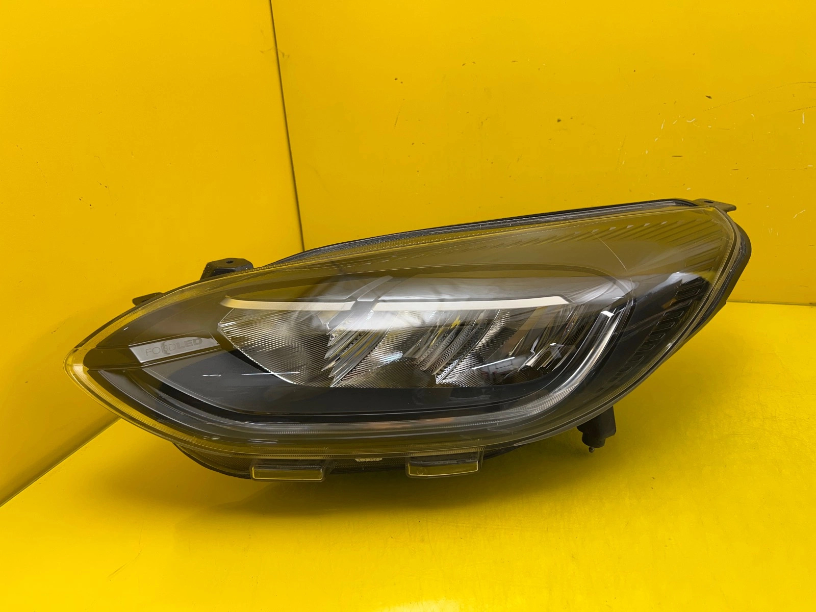 Reflektor Lampa Lewa Ford Fiesta MK8 Lift Full Led N1BB-13E015-CG Autolamps Reflektor Lampa Lewa Ford Fiesta MK8 Lift Full Led N1BB-13E015-CG
