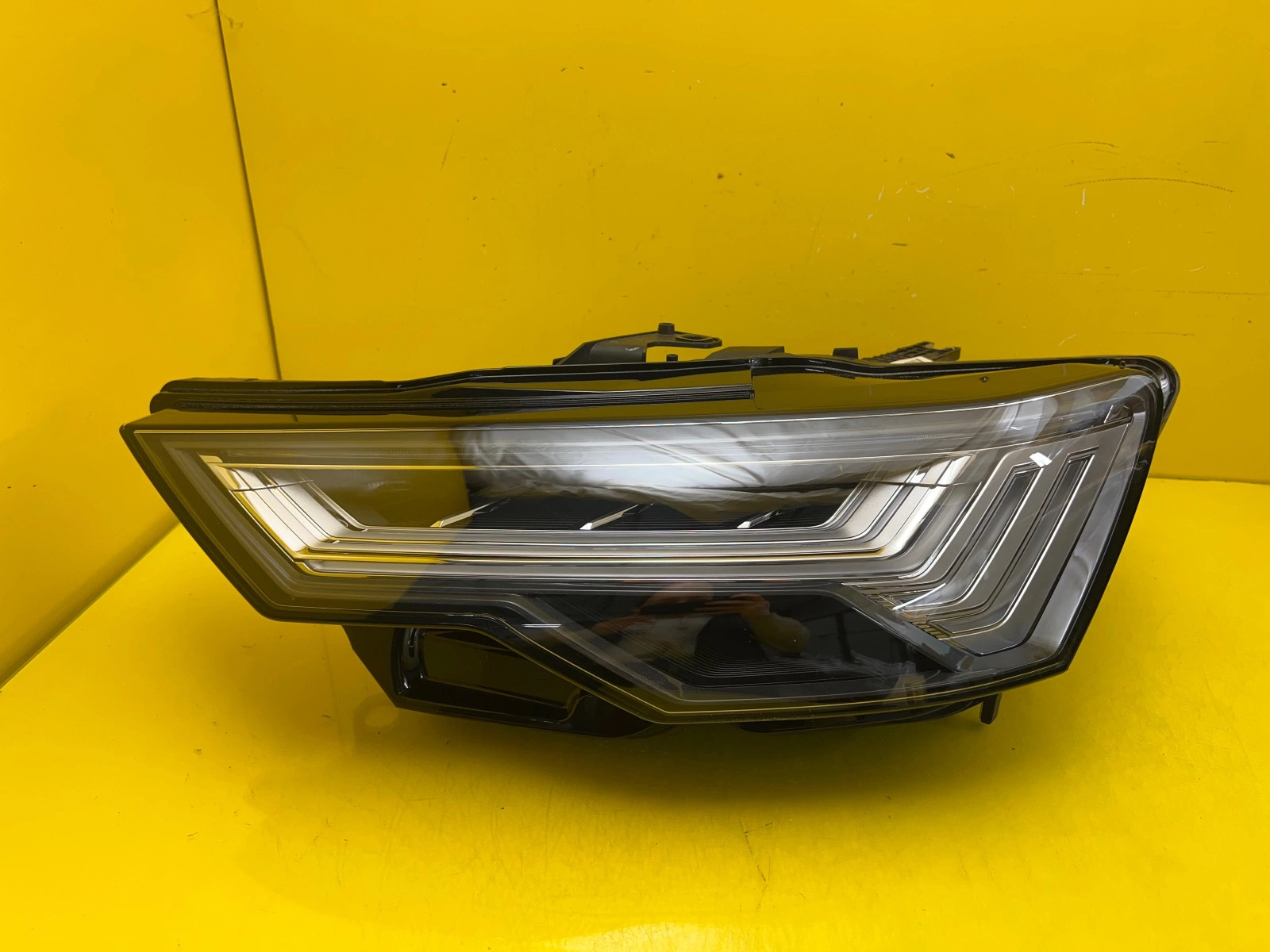 Reflektor Lampa Lewa Audi A6 4K C8 Full Led Matrix 4K0941035 Autolamps Reflektor Lampa Lewa Audi A6 4K C8 Full Led Matrix 4K0941035