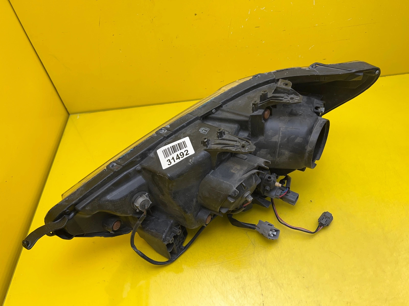 Reflektor Lampa Prawa Przód Mitsubishi ASX 10-16 Xenon Autolamps 2 Reflektor Lampa Prawa Przód Mitsubishi ASX 10-16 Xenon