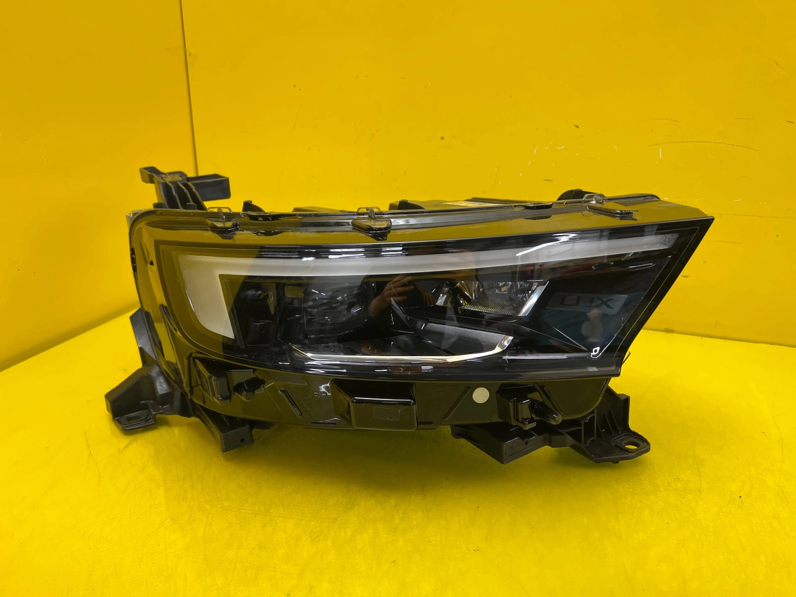 Reflektor Lampa Prawa Opel Mokka B II FULL LED 20- 9834016680 Matrix Autolamps Reflektor Lampa Prawa Opel Mokka B II FULL LED 20- 9834016680 Matrix