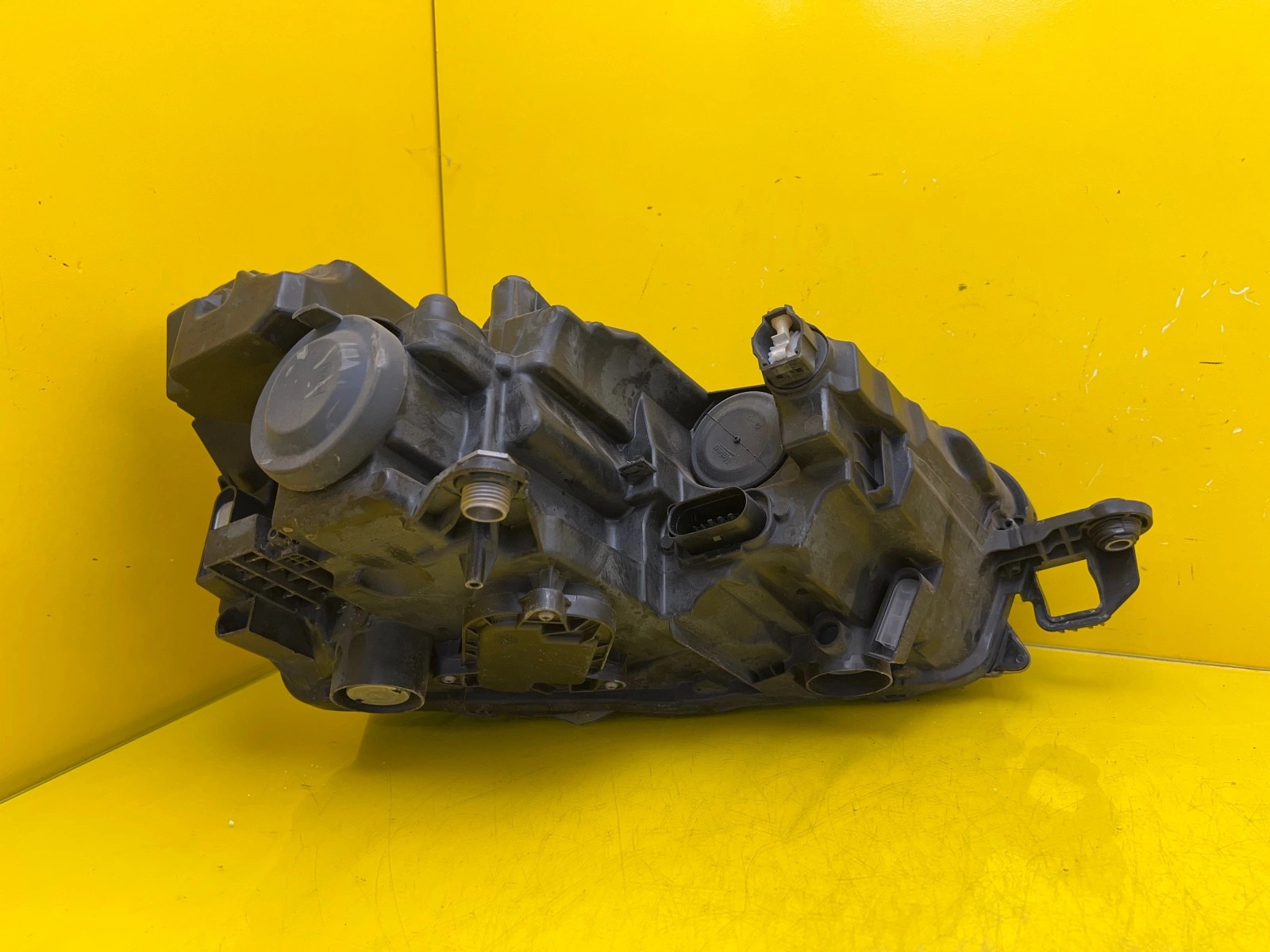 Reflektor Lampa Lewa Skoda Scala Led 657941015 Autolamps 4 Reflektor Lampa Lewa Skoda Scala Led 657941015