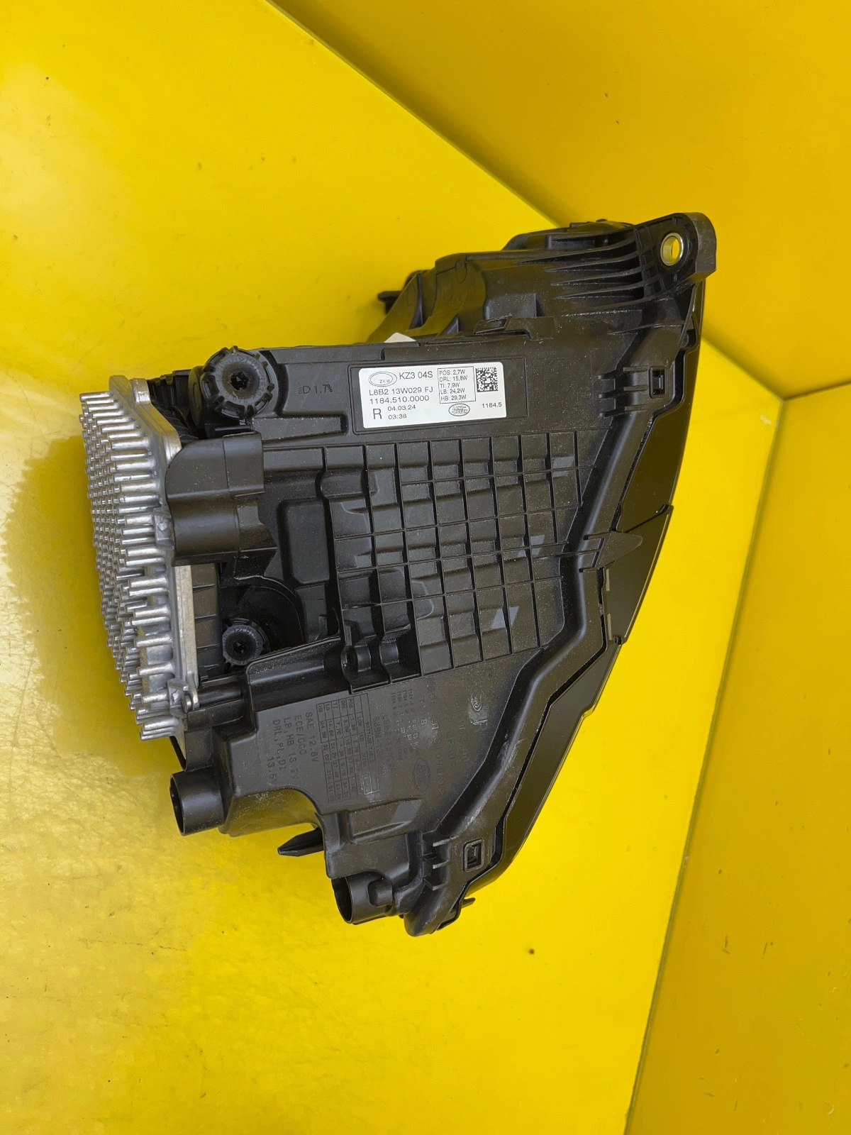 Reflektor Lampa Lewa Prawa Land Rover Defender 2 L663 20- Full Led L8B2-13W030-FJ L8B2-13W029-FJ Autolamps 3 Reflektor Lampa Lewa Prawa Land Rover Defender 2 L663 20- Full Led L8B2-13W030-FJ L8B2-13W029-FJ