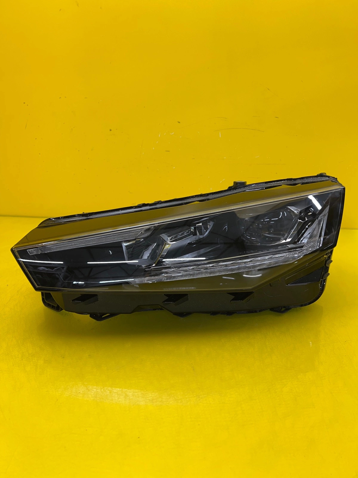 Reflektor Lampa Lewa Skoda Scala Lift Full Led 655941015A Autolamps Reflektor Lampa Lewa Skoda Scala Lift Full Led 655941015A