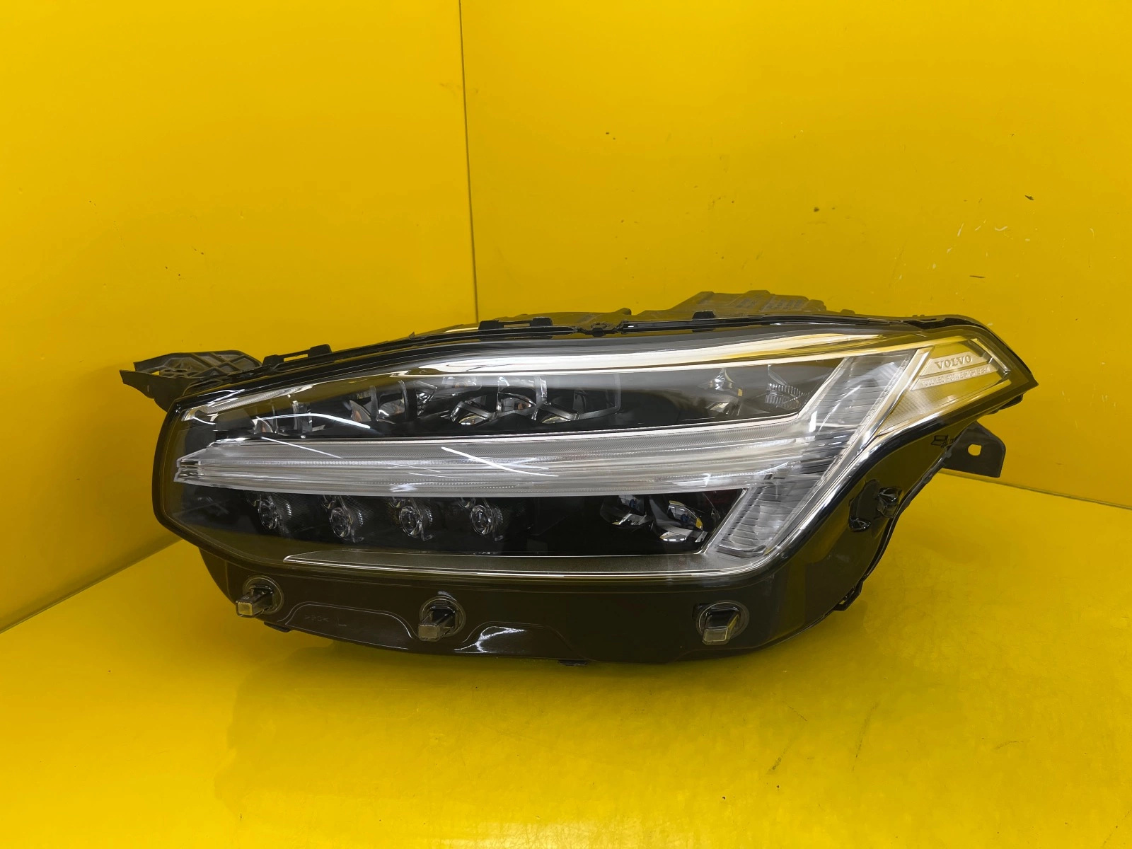 Reflektor Lampa Lewa Volvo XC90 II 17- Full Led 31655807 Autolamps Reflektor Lampa Lewa Volvo XC90 II 17- Full Led 31655807