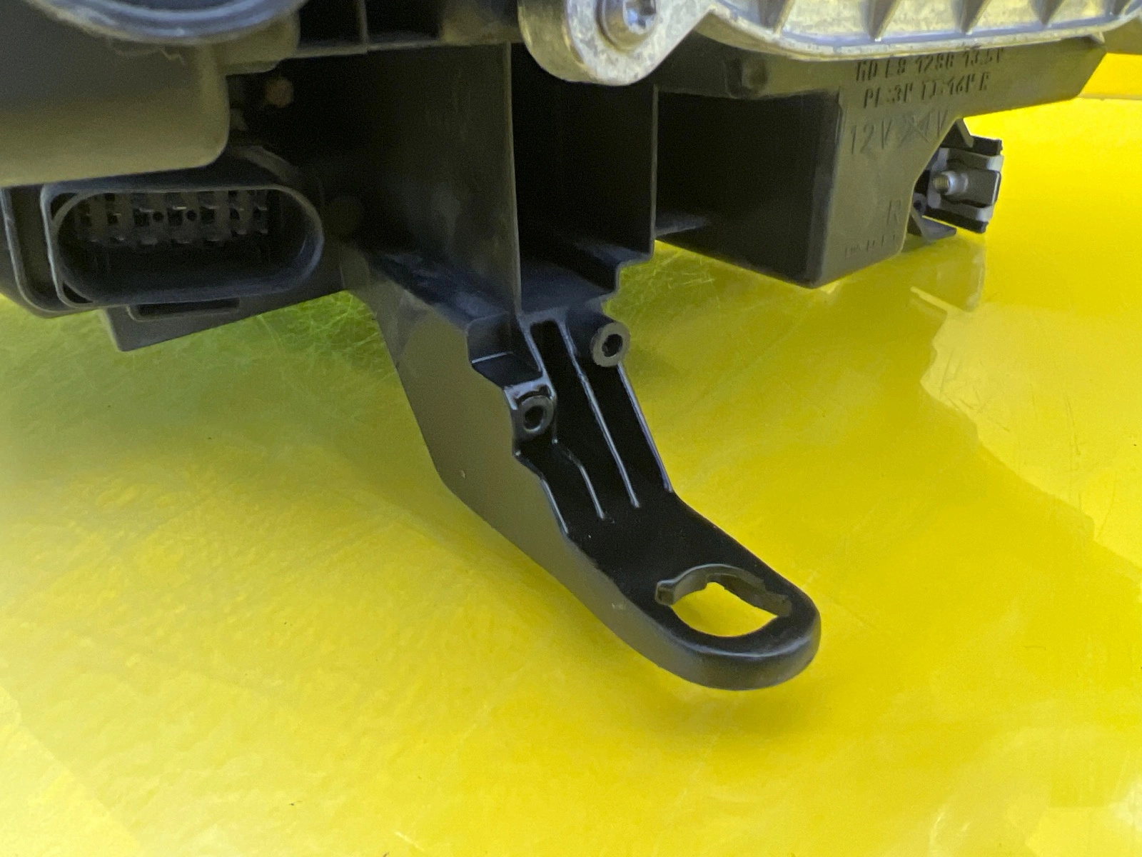 Reflektor Lampa Prawa VW T-ROC Full Led 2GA941036AD Autolamps 6 Reflektor Lampa Prawa VW T-ROC Full Led 2GA941036AD