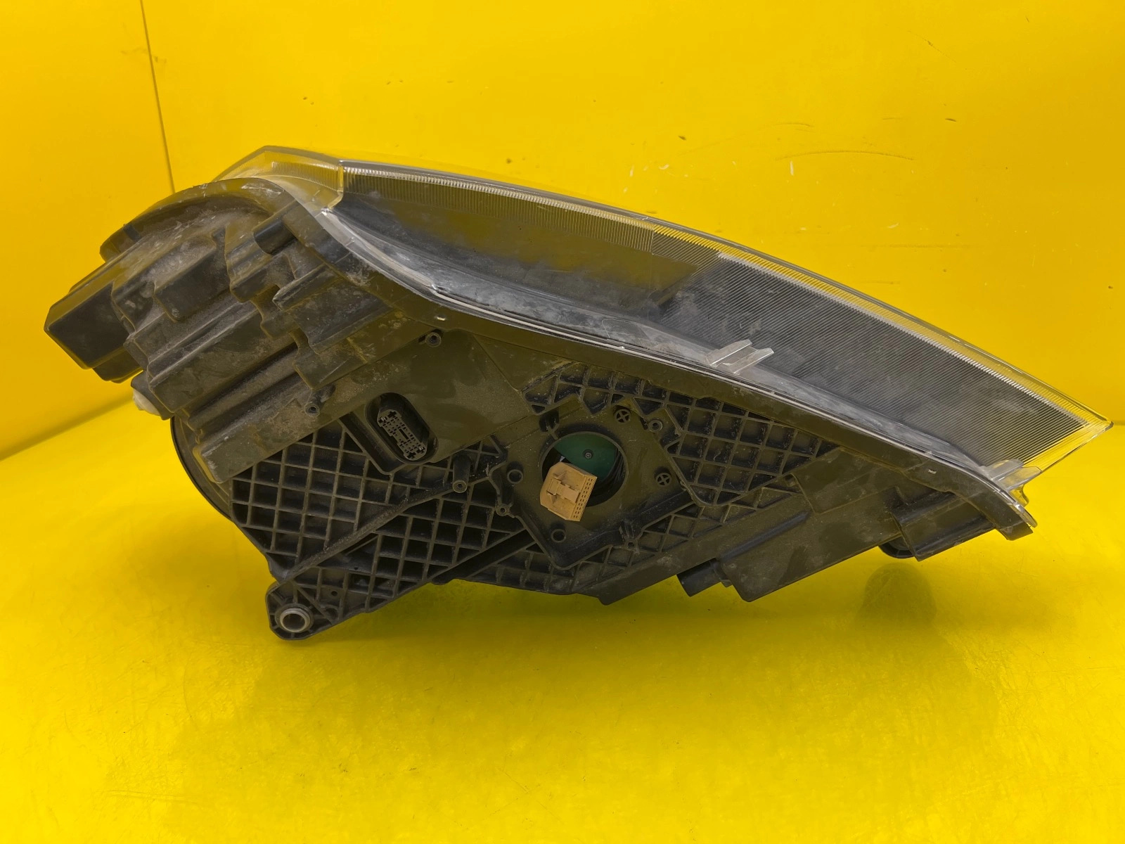 Reflektor Lampa Prawa Skoda Superb III Bi Xenon Led 3V1941016B Autolamps 6 Reflektor Lampa Prawa Skoda Superb III Bi Xenon Led 3V1941016B