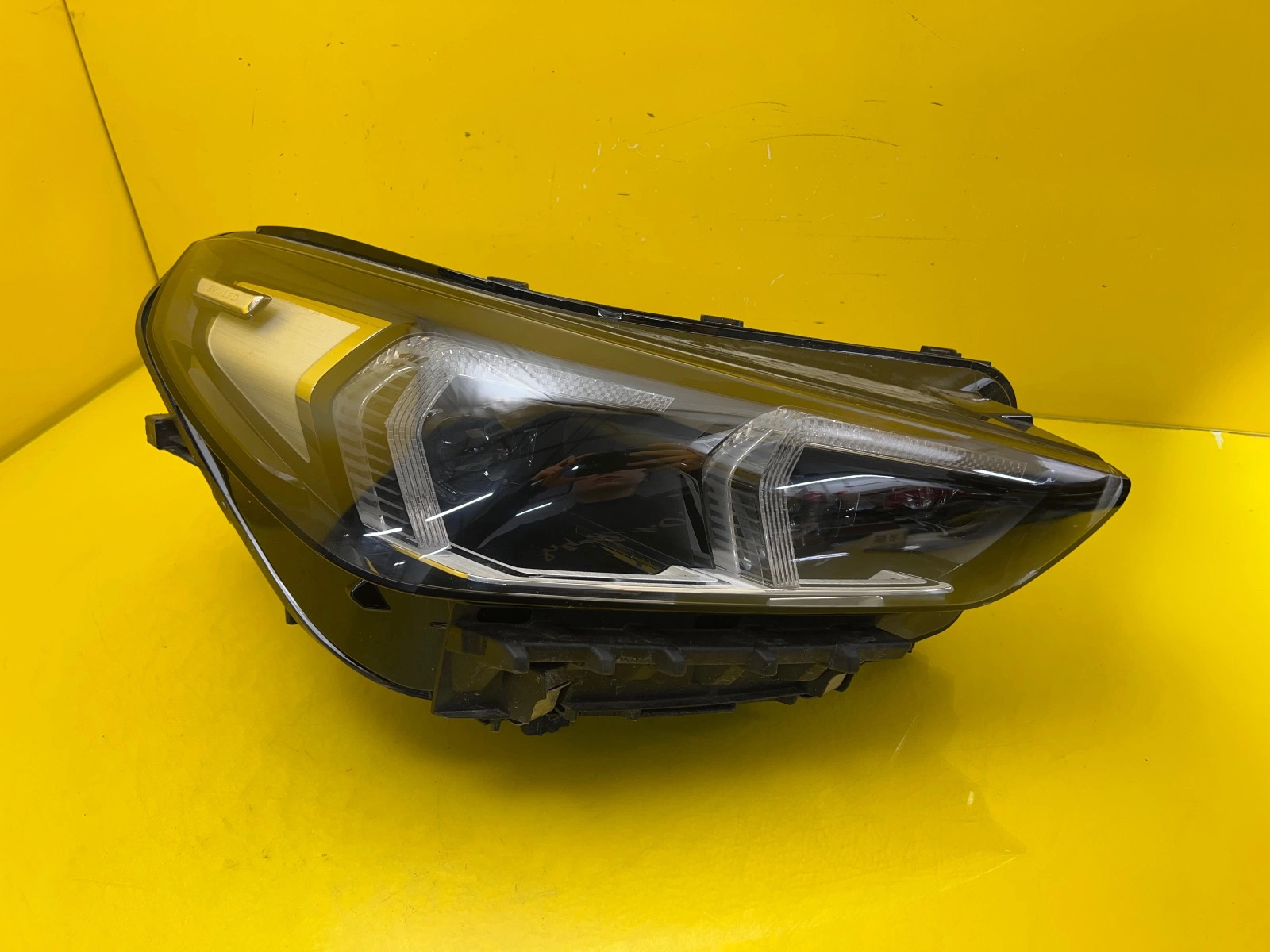 Reflektor Lampa Prawa BMW X1 U11 22- Full Led 5A5BD48-02 Autolamps Reflektor Lampa Prawa BMW X1 U11 22- Full Led 5A5BD48-02