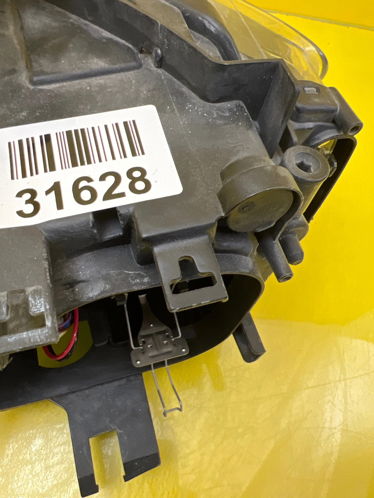 Reflektor Lampa Prawa Audi Q3 8U 11-14 Xenon Led 8U0941006 Autolamps 6 Reflektor Lampa Prawa Audi Q3 8U 11-14 Xenon Led 8U0941006