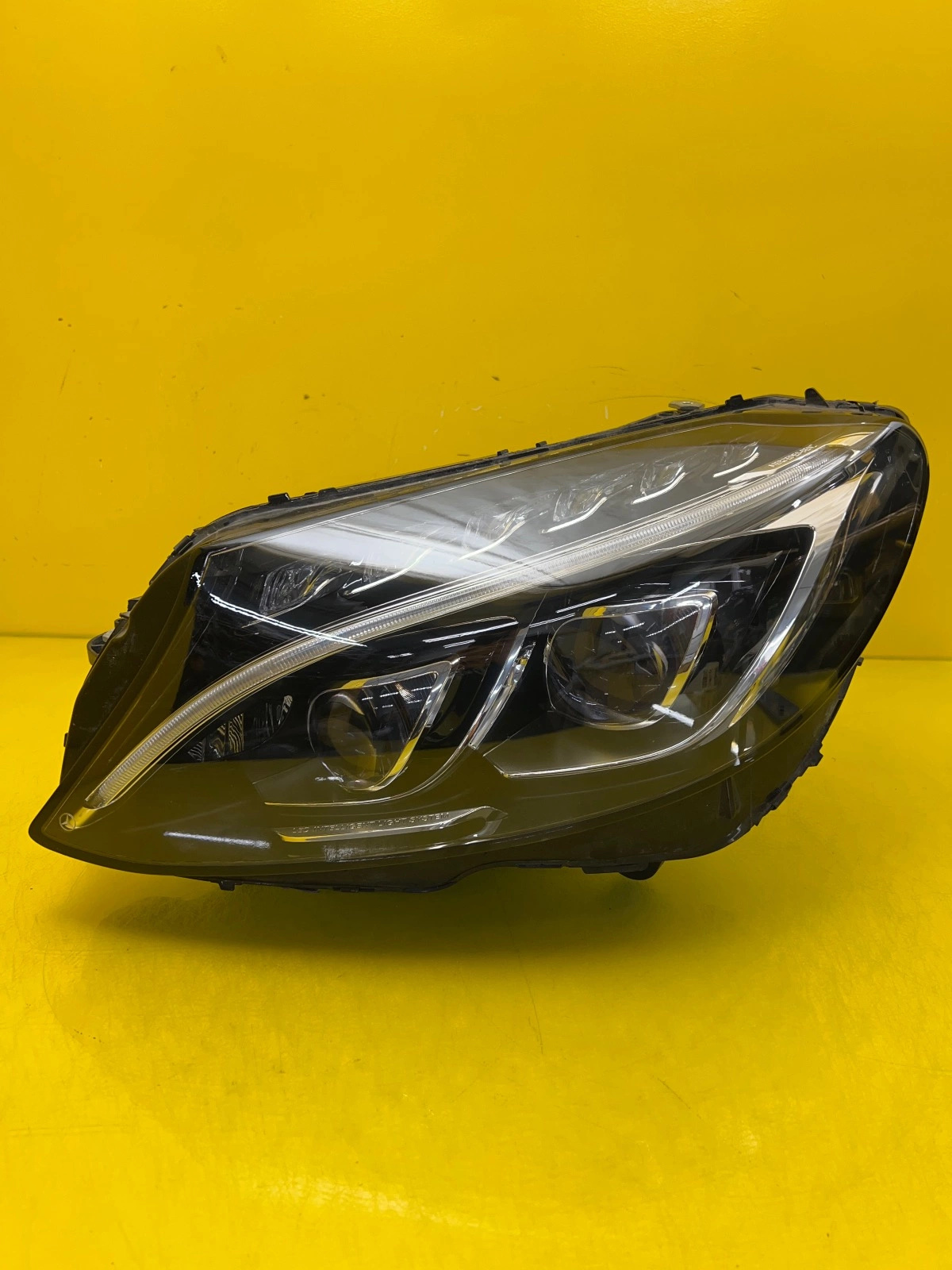 Reflektor Lampa Lewa Mercedes C-Klasa 205 W205 Full Led ILS A2059063104 Autolamps Reflektor Lampa Lewa Mercedes C-Klasa 205 W205 Full Led ILS A2059063104