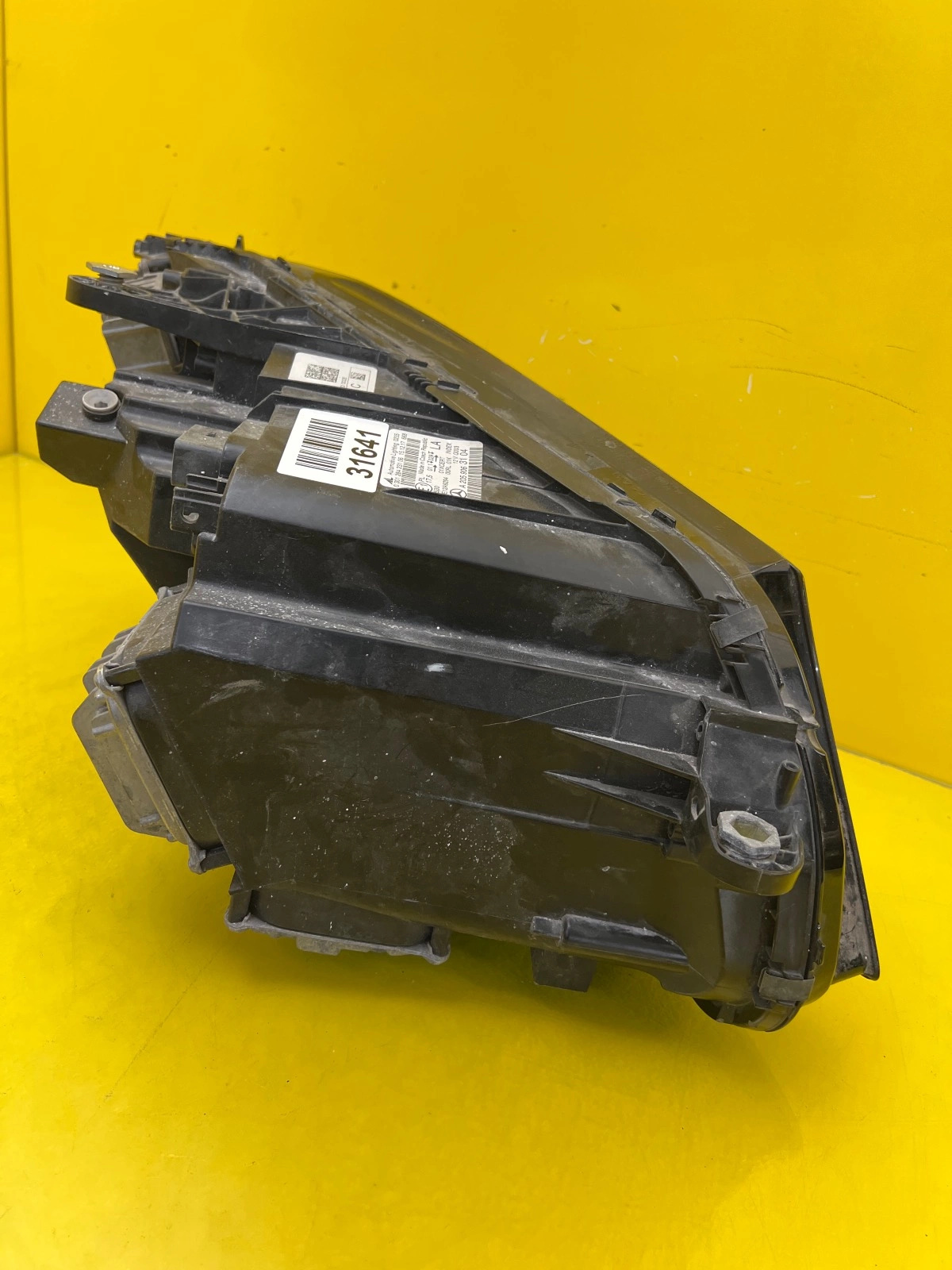 Reflektor Lampa Lewa Mercedes C-Klasa 205 W205 Full Led ILS A2059063104 Autolamps 4 Reflektor Lampa Lewa Mercedes C-Klasa 205 W205 Full Led ILS A2059063104