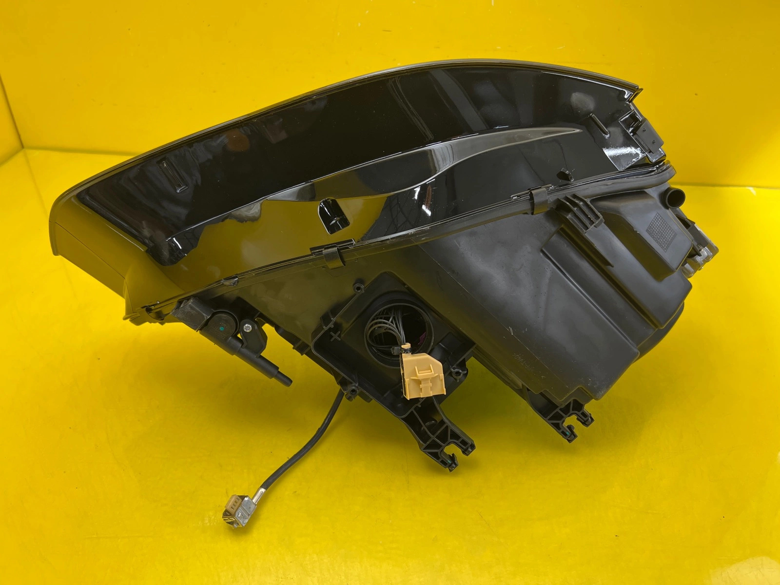 Reflektor Lampa Lewa Audi A5 8T Lift 11-15 Bi-Xenon Led 8T0941005C Autolamps 6 Reflektor Lampa Lewa Audi A5 8T Lift 11-15 Bi-Xenon Led 8T0941005C