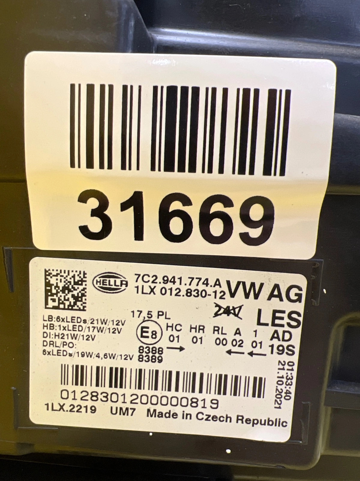 Reflektor Lampa Prawa Przód VW Crafter II 2 Man TGE 7C1 Full Led 7C2941774A Autolamps 2 Reflektor Lampa Prawa Przód VW Crafter II 2 Man TGE 7C1 Full Led 7C2941774A