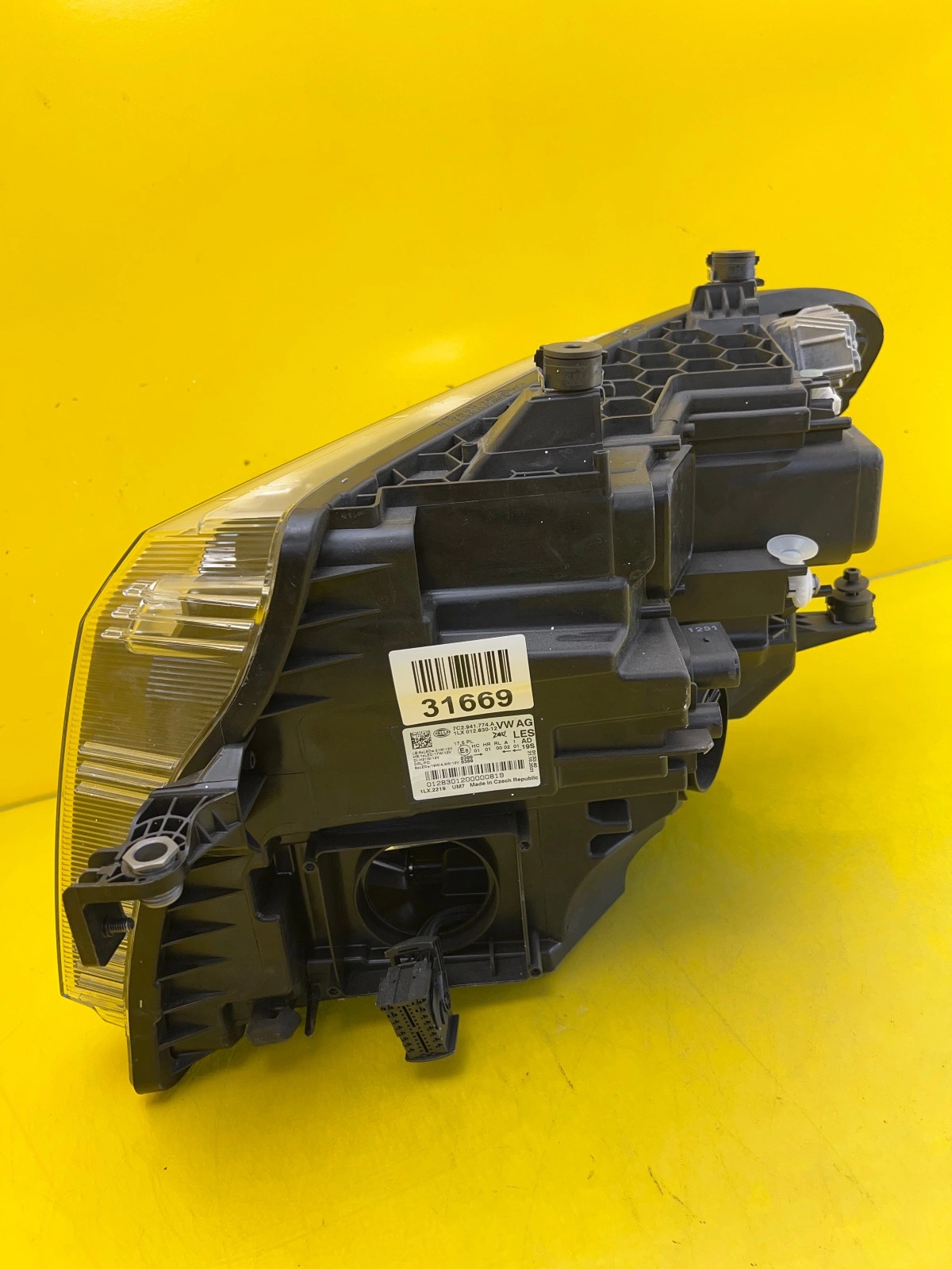 Reflektor Lampa Prawa Przód VW Crafter II 2 Man TGE 7C1 Full Led 7C2941774A Autolamps 4 Reflektor Lampa Prawa Przód VW Crafter II 2 Man TGE 7C1 Full Led 7C2941774A