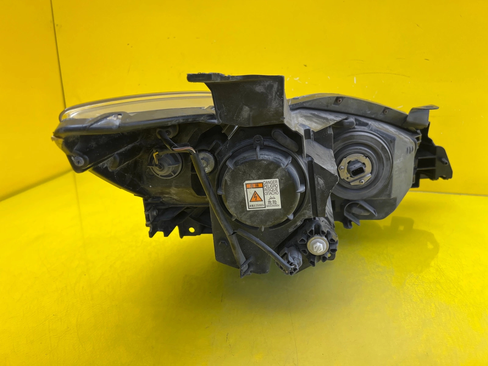 Reflektor Lampa Lewa Mazda CX5 CX-5 CX 5 Xenon KR8251040 Autolamps 4 Reflektor Lampa Lewa Mazda CX5 CX-5 CX 5 Xenon KR8251040