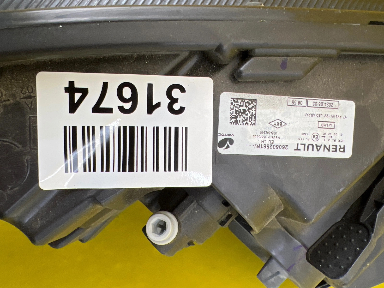 Reflektor Lampa Lewa Dacia Sandero III 3 Led 260602561R Autolamps 2 Reflektor Lampa Lewa Dacia Sandero III 3 Led 260602561R