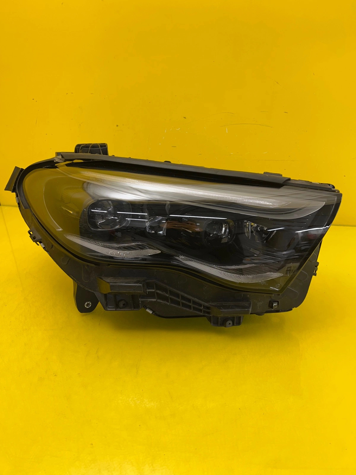 Reflektor Lampa Prawa Mercedes E-Klasa W214 Digital Light A2149066202 Autolamps Reflektor Lampa Prawa Mercedes E-Klasa W214 Digital Light A2149066202