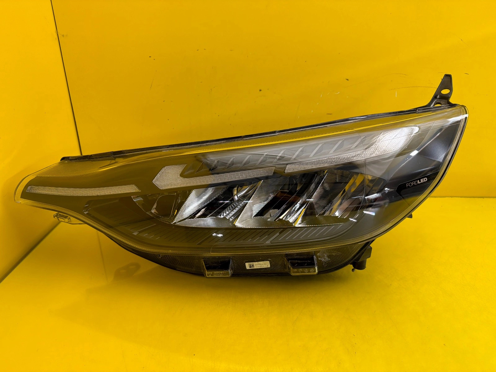 Reflektor Lampa Lewa Ford Transit Custom II Mk2 23- PZ31-13E015-CB Autolamps Reflektor Lampa Lewa Ford Transit Custom II Mk2 23- PZ31-13E015-CB