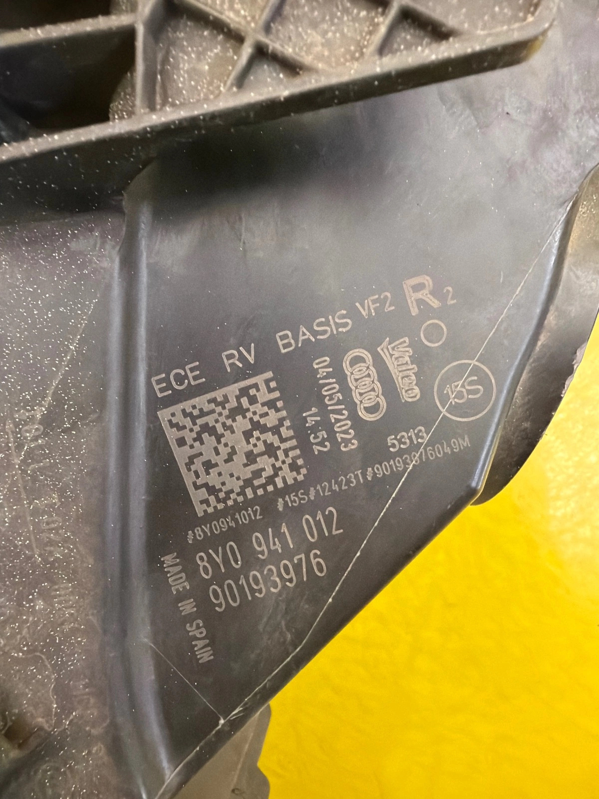 Reflektor Lampa Prawa Audi A3 S3 RS3 8Y0 20- Full Led 8Y0941012 Autolamps 2 Reflektor Lampa Prawa Audi A3 S3 RS3 8Y0 20- Full Led 8Y0941012