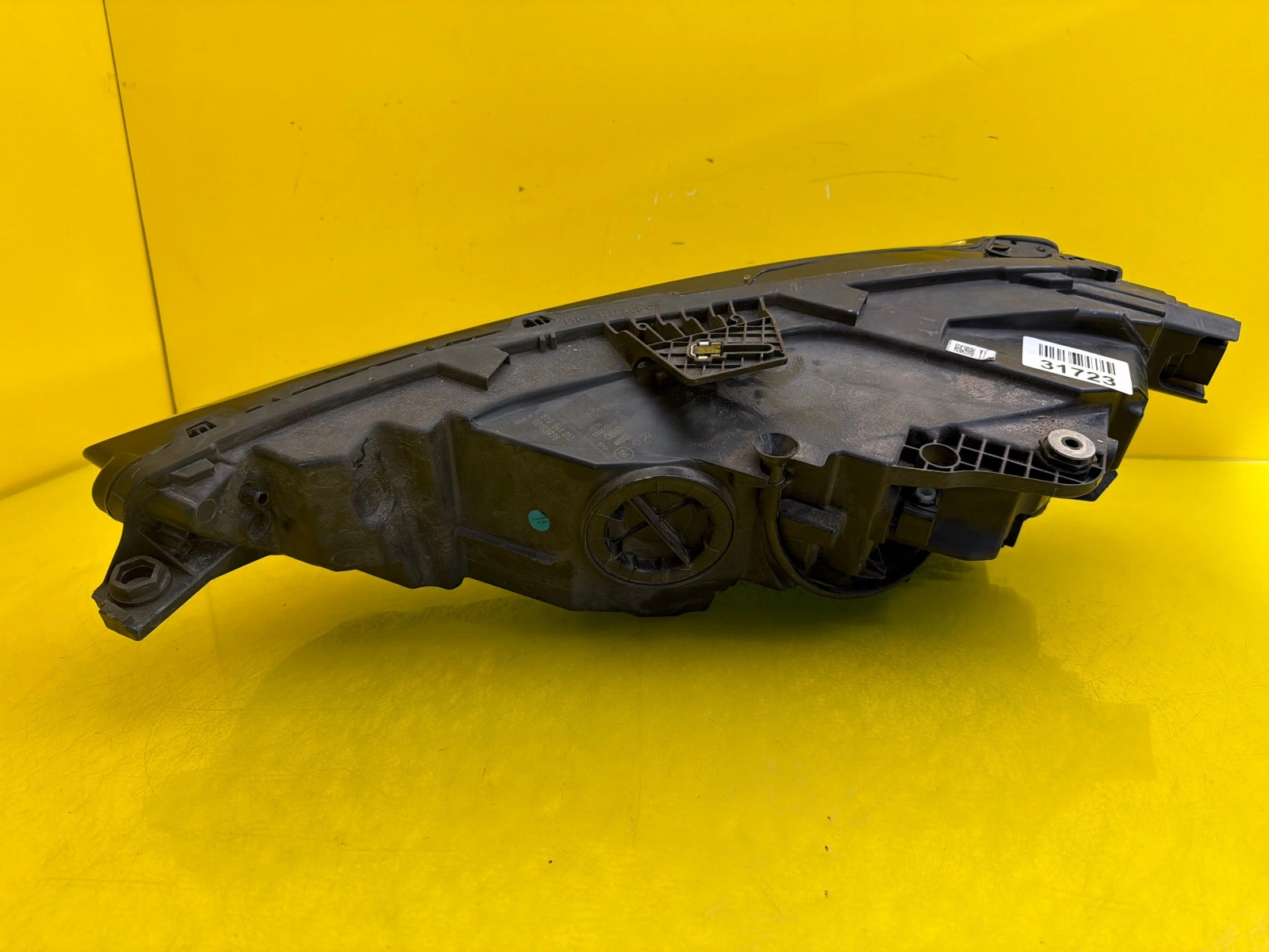 Reflektor Lampa Prawa Audi A3 S3 RS3 8Y0 20- Full Led 8Y0941012 Autolamps 4 Reflektor Lampa Prawa Audi A3 S3 RS3 8Y0 20- Full Led 8Y0941012