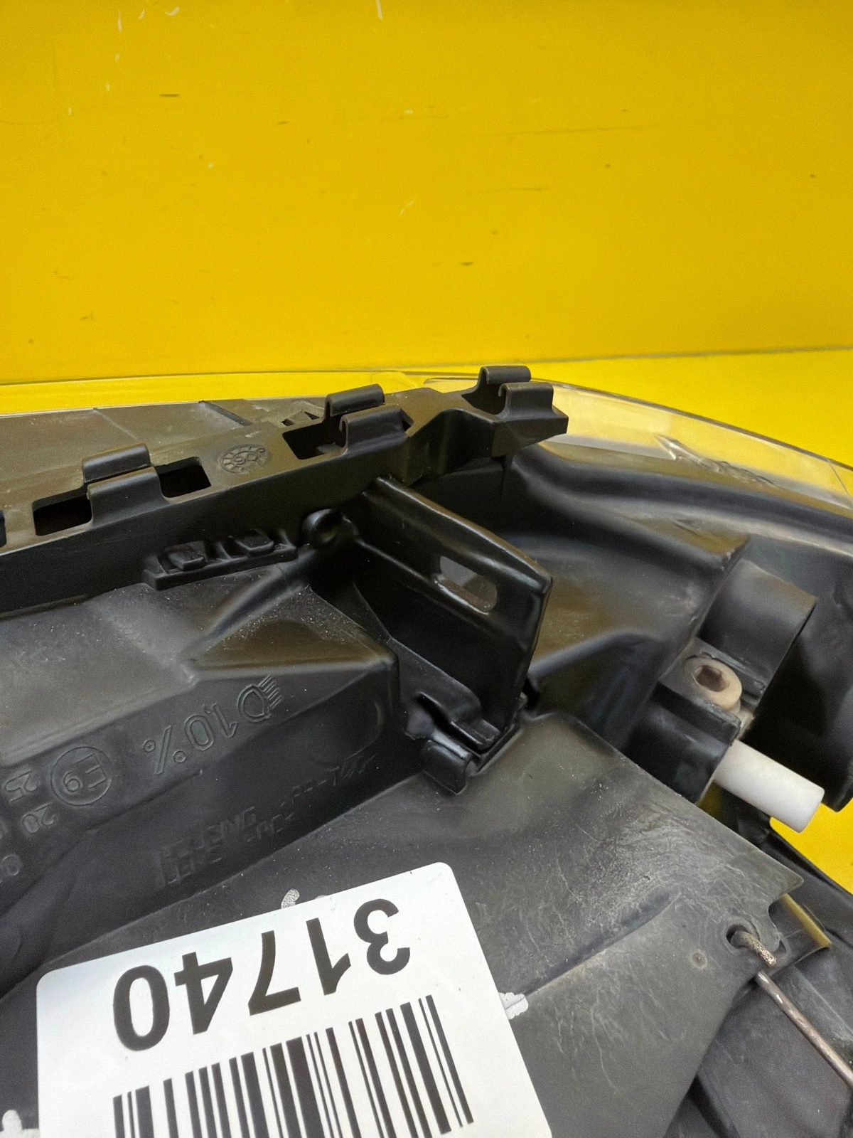 Reflektor Lampa Prawa BMW 1 E82 E88 E87 07-11 Xenon 7180832-02 Autolamps 4 Reflektor Lampa Prawa BMW 1 E82 E88 E87 07-11 Xenon 7180832-02