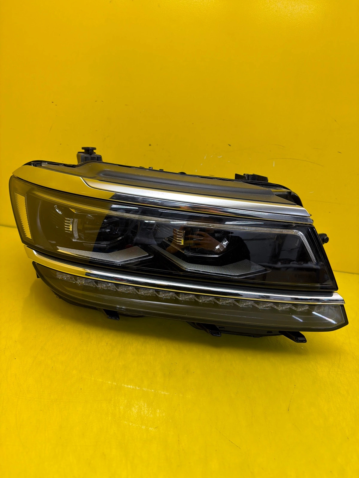 Reflektor Lampa Prawa VW Tiguan 5NN II Allspace Full Led 5NN941082 Autolamps Reflektor Lampa Prawa VW Tiguan 5NN II Allspace Full Led 5NN941082