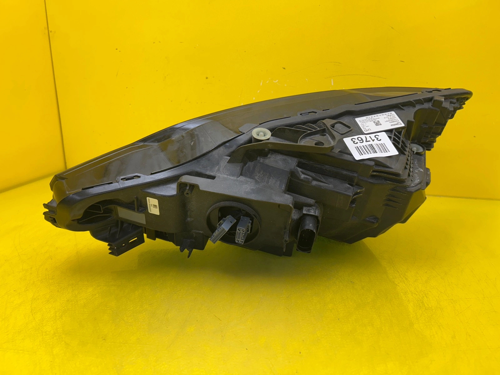 Reflektor Lampa Prawa Polestar II 2 Full Led 2020- P32338903 Autolamps 3 Reflektor Lampa Prawa Polestar II 2 Full Led 2020- P32338903