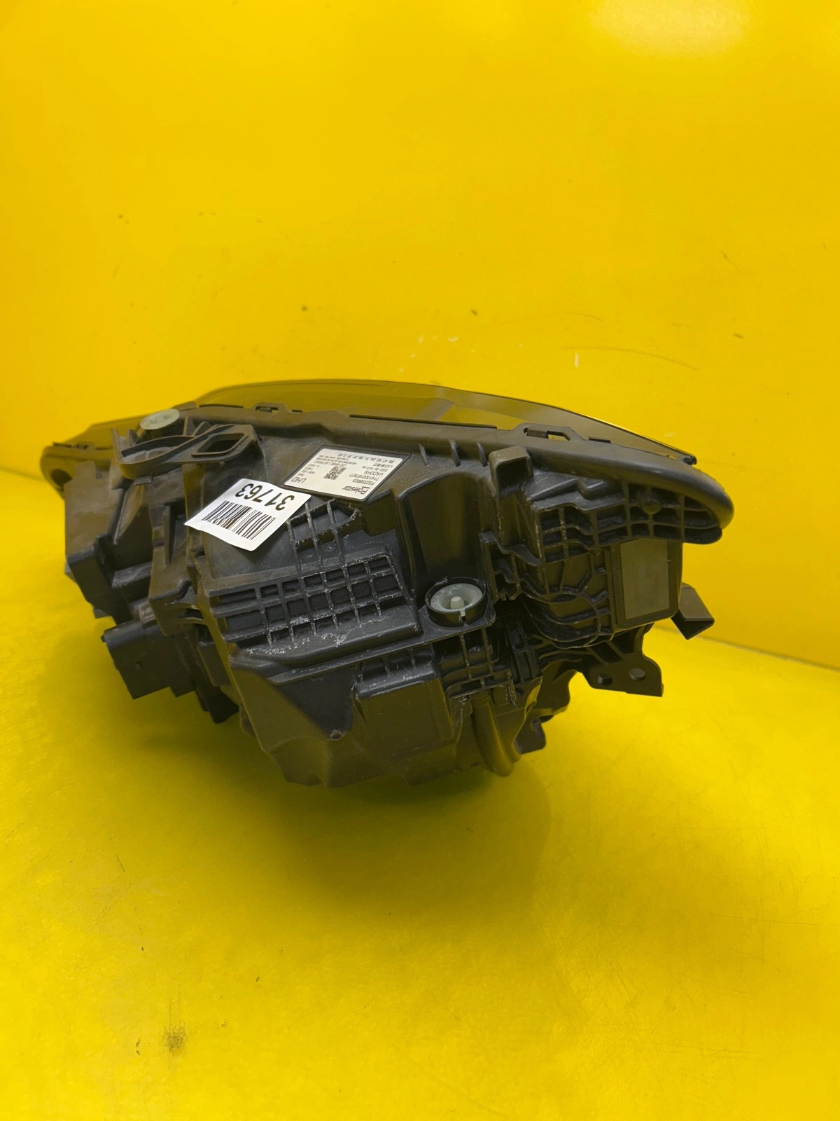 Reflektor Lampa Prawa Polestar II 2 Full Led 2020- P32338903 Autolamps 4 Reflektor Lampa Prawa Polestar II 2 Full Led 2020- P32338903