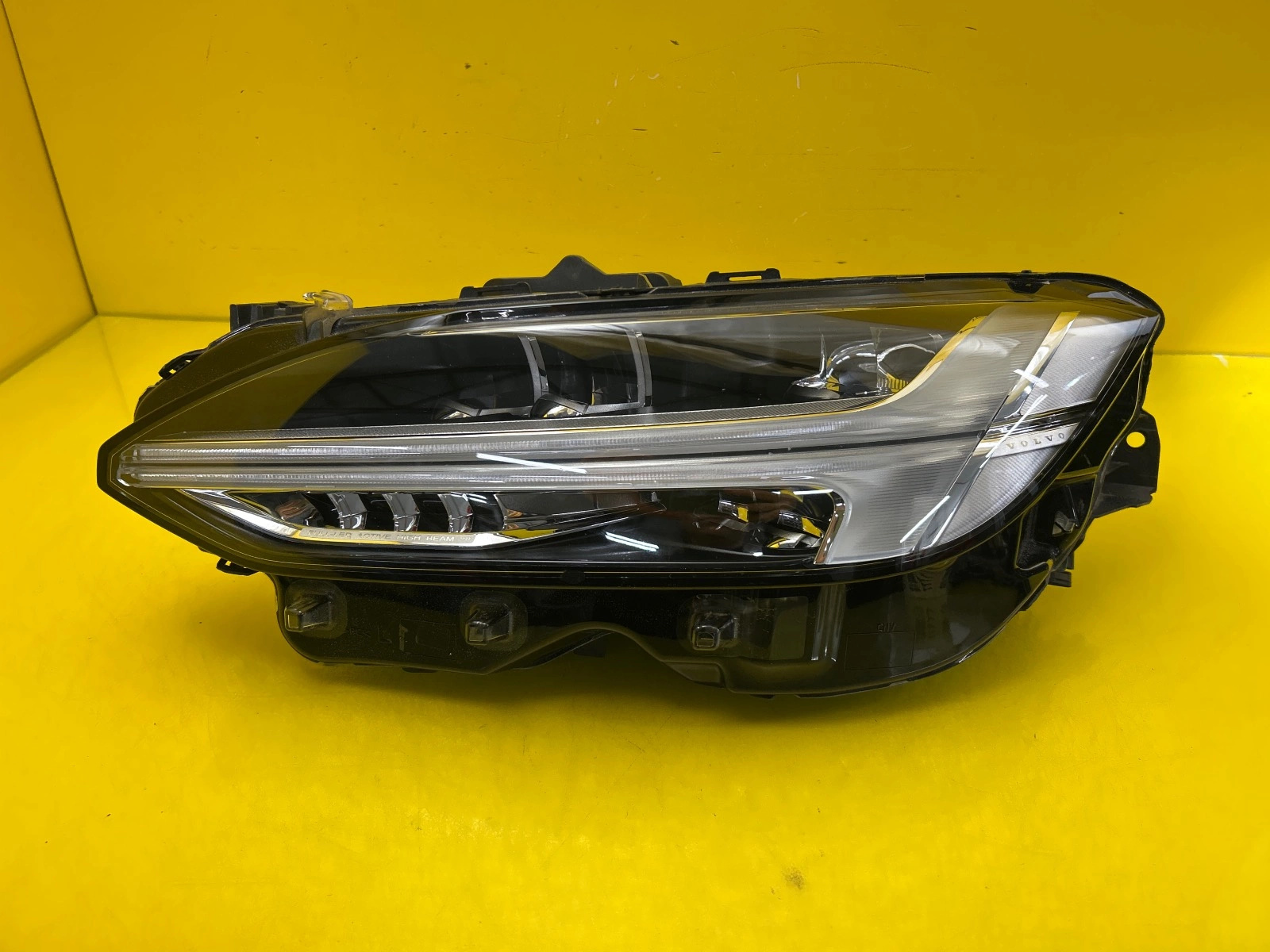 Reflektor Lampa Lewa Przód Volvo V90 S90 Full Led 32338924 Autolamps Reflektor Lampa Lewa Przód Volvo V90 S90 Full Led 32338924