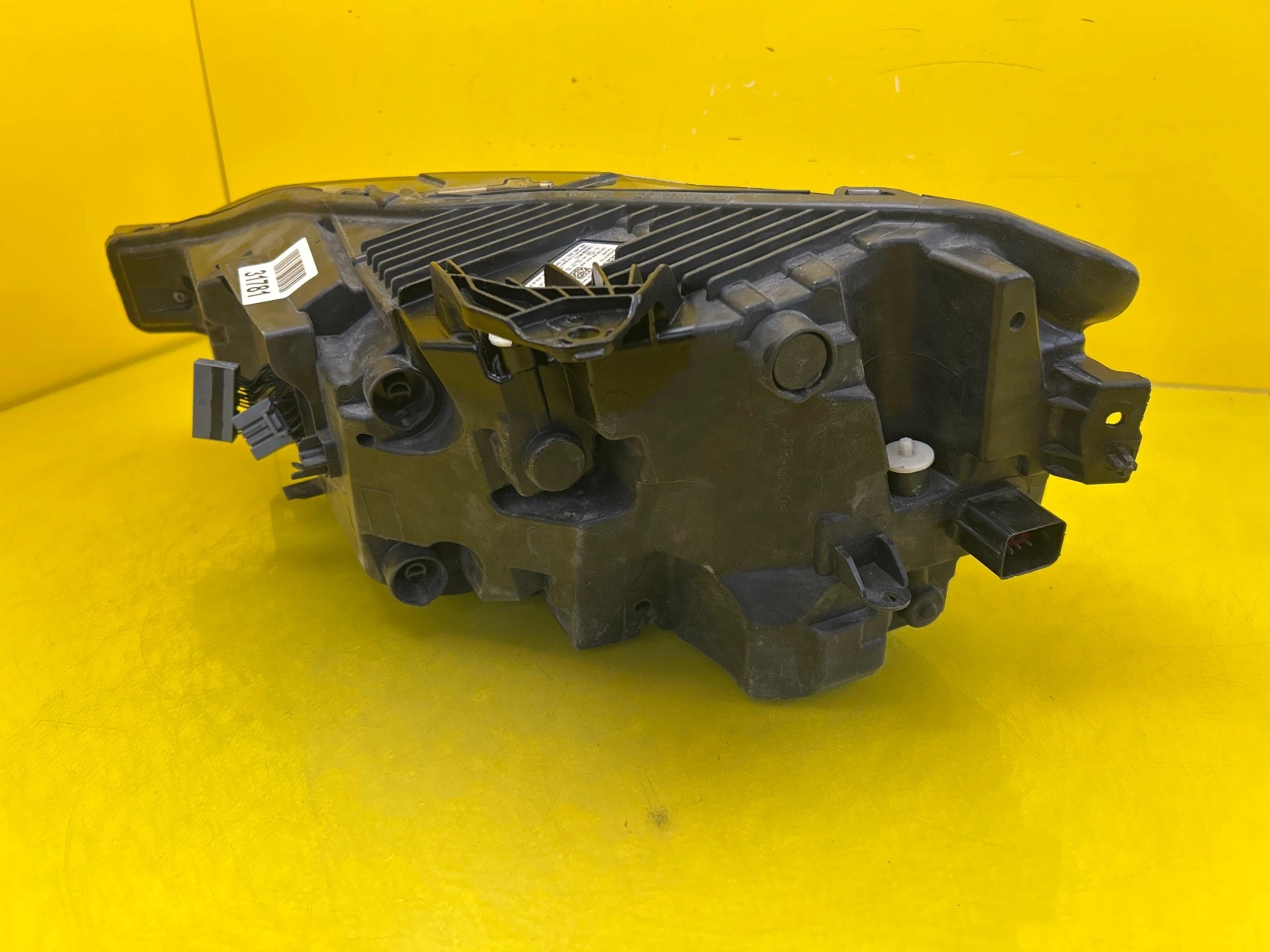 Reflektor Lampa Prawa Volvo XC60 II Lift 20- Mid Led 32404710 Autolamps 5 Reflektor Lampa Prawa Volvo XC60 II Lift 20- Mid Led 32404710