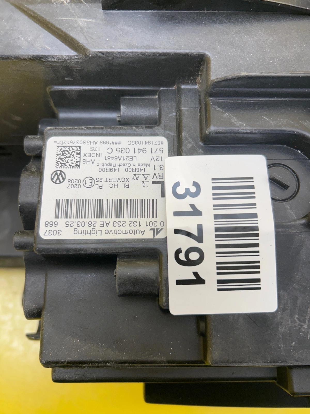 Reflektor Lampa Przednia Lewa VW Tiguan III Full Led 571941035C Autolamps 2 Reflektor Lampa Przednia Lewa VW Tiguan III Full Led 571941035C