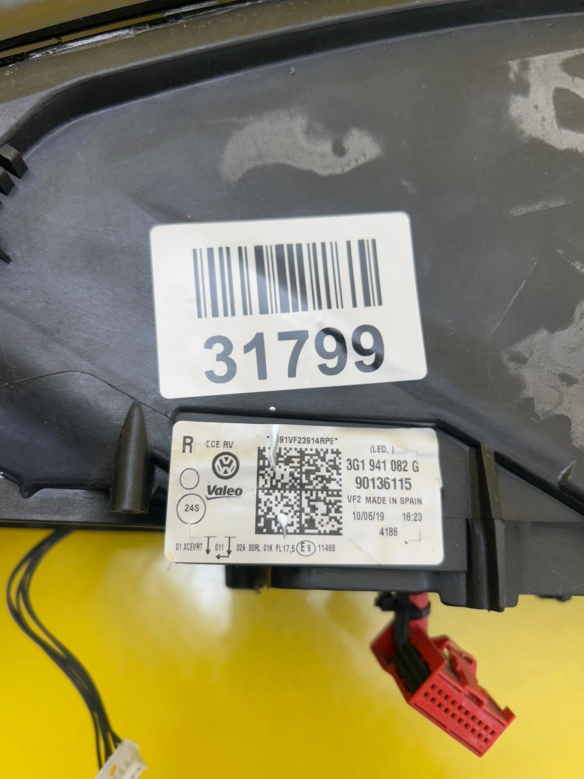 Reflektor Lampa Prawa VW Passat B8 2015- Full Led 3G1941082G Autolamps 2 Reflektor Lampa Prawa VW Passat B8 2015- Full Led 3G1941082G