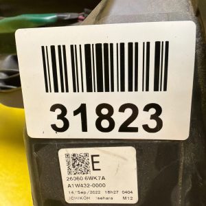 Reflektor Lampa Lewa Nissan Leaf II 17- Full Led 260606WK7A Ciemna Czarna