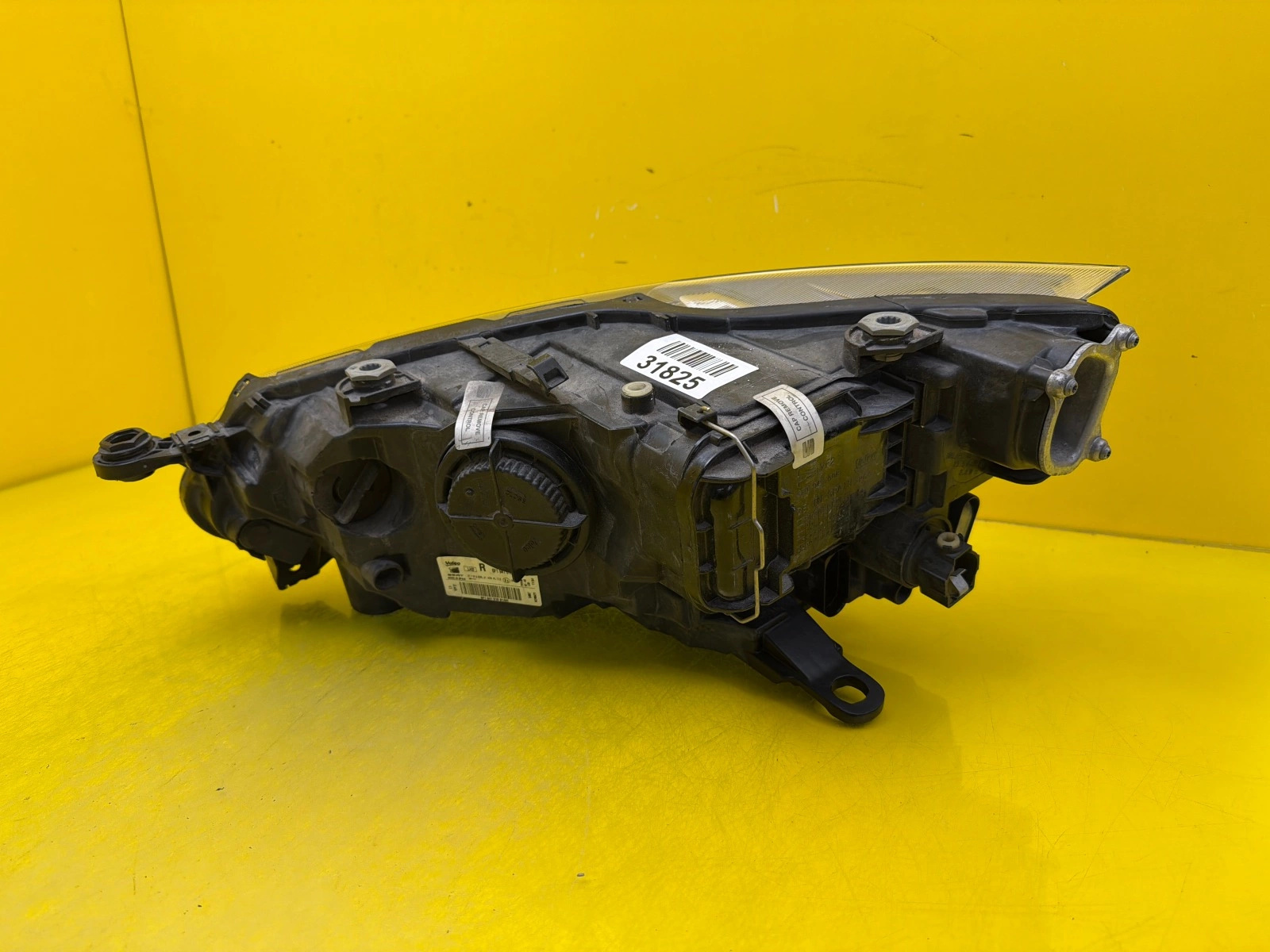 Reflektor Lampa Prawa Seat Ibiza V LED 17- 6F1941016B Autolamps 4 Reflektor Lampa Prawa Seat Ibiza V LED 17- 6F1941016B