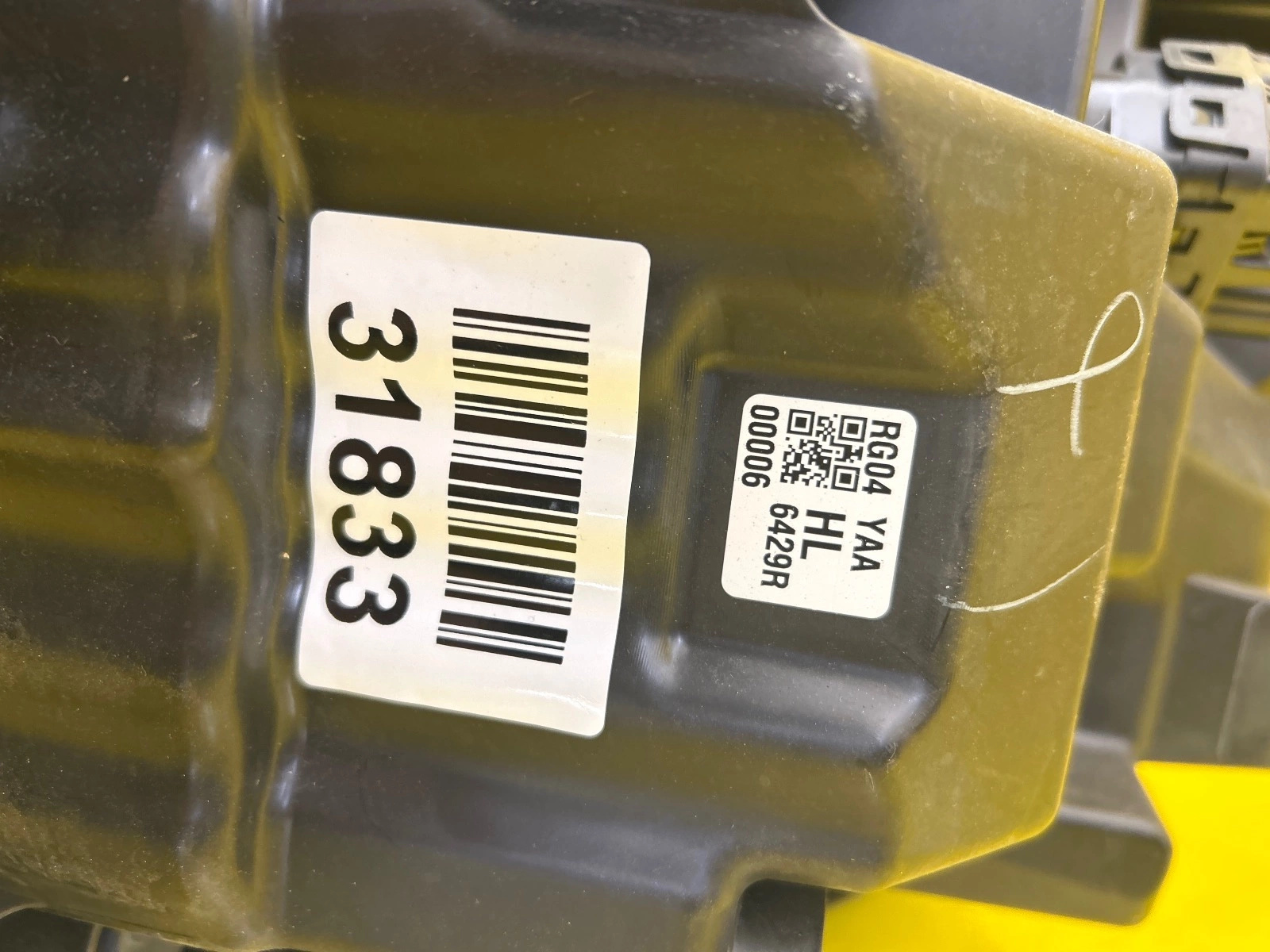 Reflektor Lampa Przód Prawa Suzuki SX4 S-Cross II Full Led 21- Autolamps 2 Reflektor Lampa Przód Prawa Suzuki SX4 S-Cross II Full Led 21-