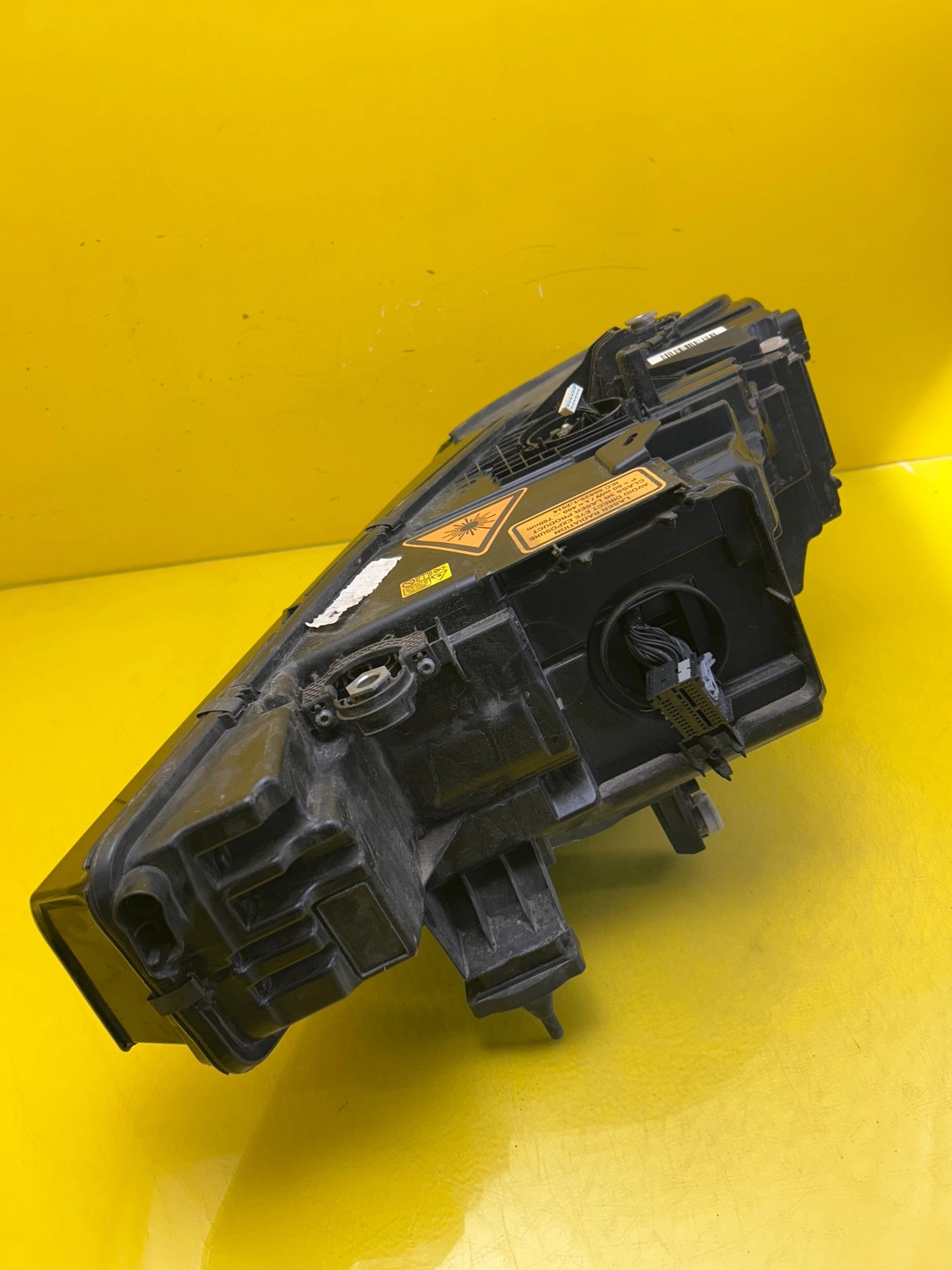 Reflektor Lampa Prawa BMW X7 G07 Laser 9481802-10 Autolamps 5 Reflektor Lampa Prawa BMW X7 G07 Laser 9481802-10