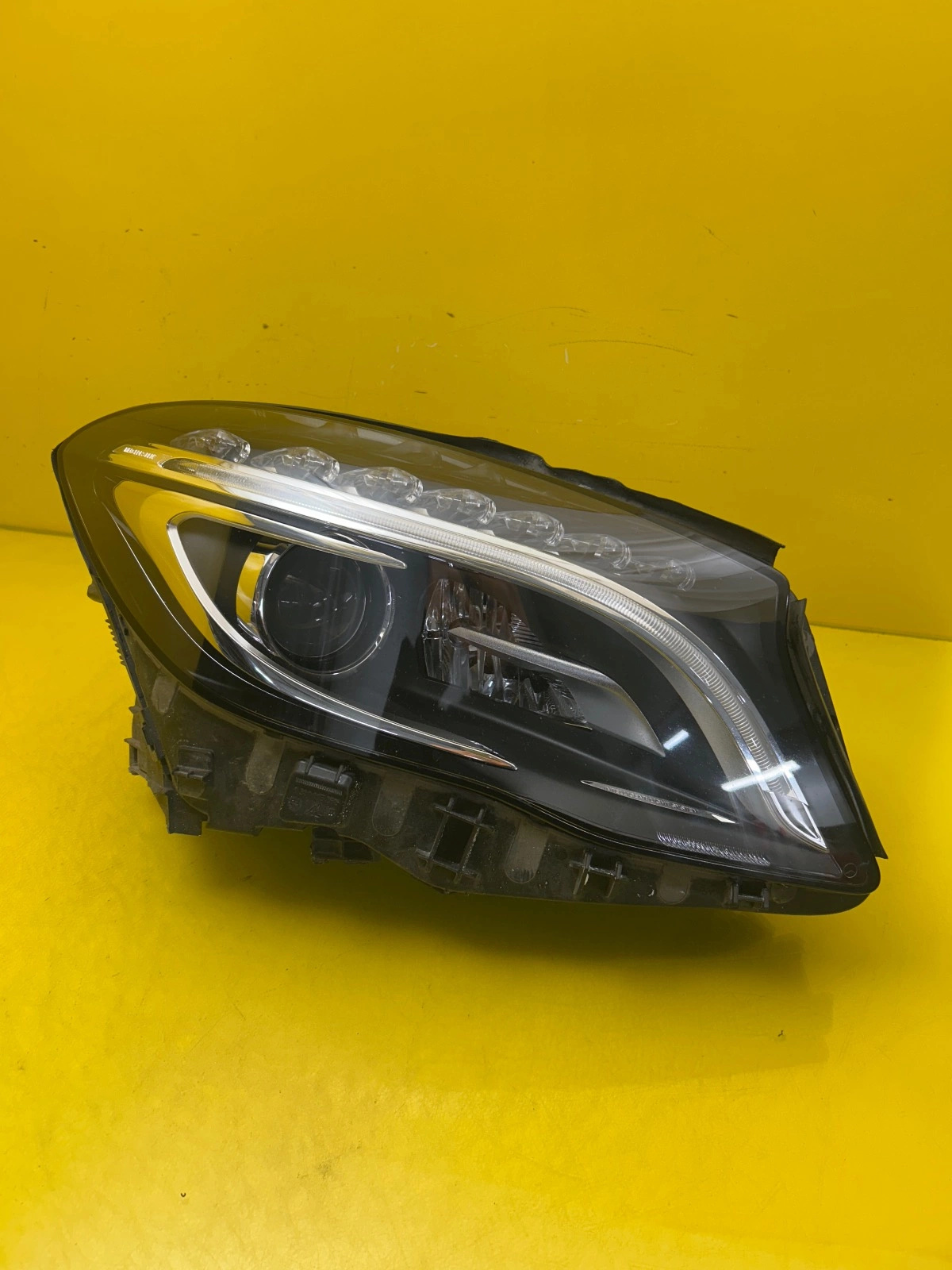 Reflektor Lampa Prawa Mercedes GLA W156 Bi-Xenon ILS A1569062400 Autolamps Reflektor Lampa Prawa Mercedes GLA W156 Bi-Xenon ILS A1569062400