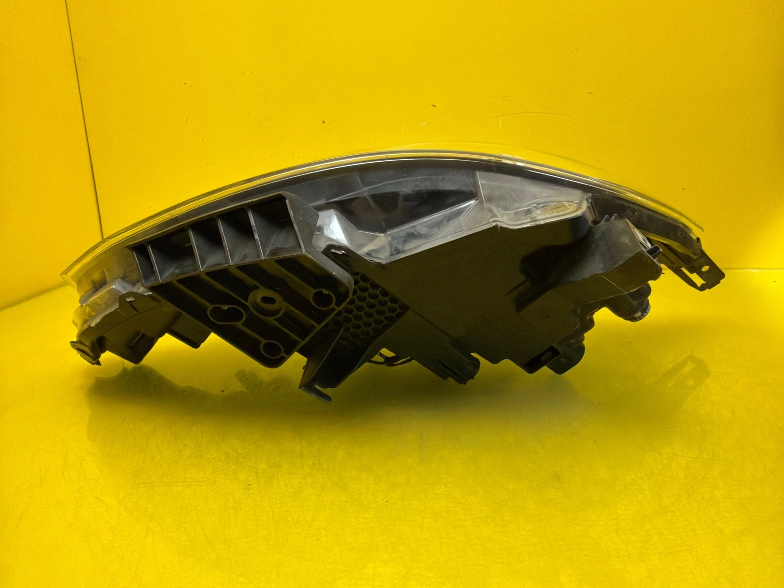 Reflektor Lampa Lewa Nissan Qashqai 14-17 Soczewka Zwykła + Led 100-18013 Autolamps 4 Reflektor Lampa Lewa Nissan Qashqai 14-17 Soczewka Zwykła + Led 100-18013