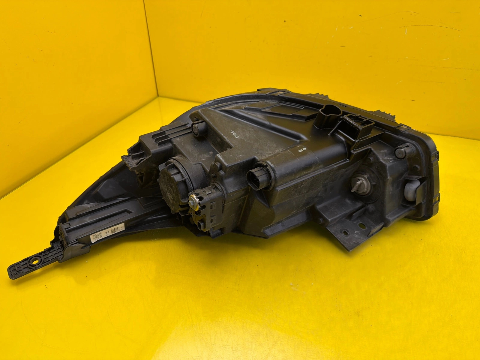 Reflektor Lampa Prawa Kia Rio 4 IV Zwykła Halogenowa 92102H8 Autolamps 4 Reflektor Lampa Prawa Kia Rio 4 IV Zwykła Halogenowa 92102H8