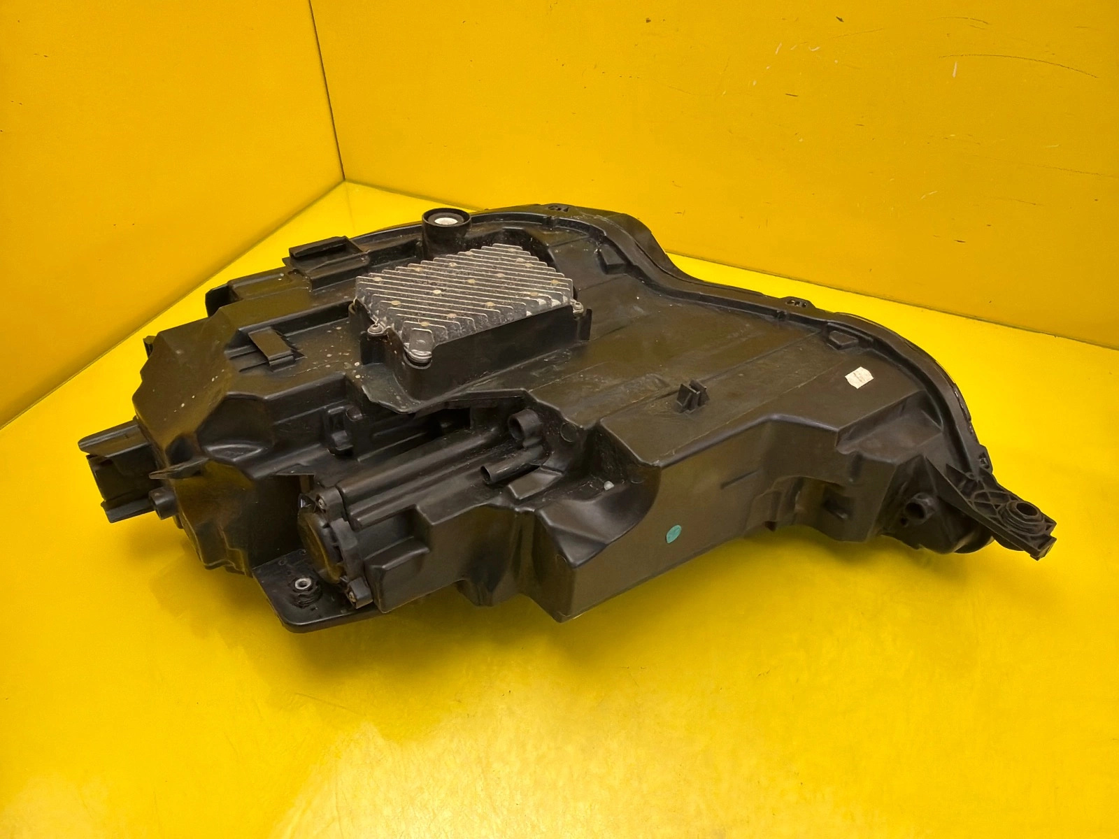 Reflektor Lampa Prawa Audi A3 8Y Matrix Full Led 8Y0941036 Autolamps 5 Reflektor Lampa Prawa Audi A3 8Y Matrix Full Led 8Y0941036